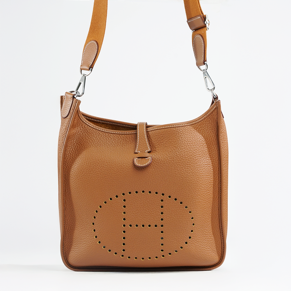 Evelyne III PM