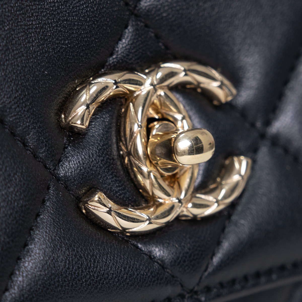 Trendy Black