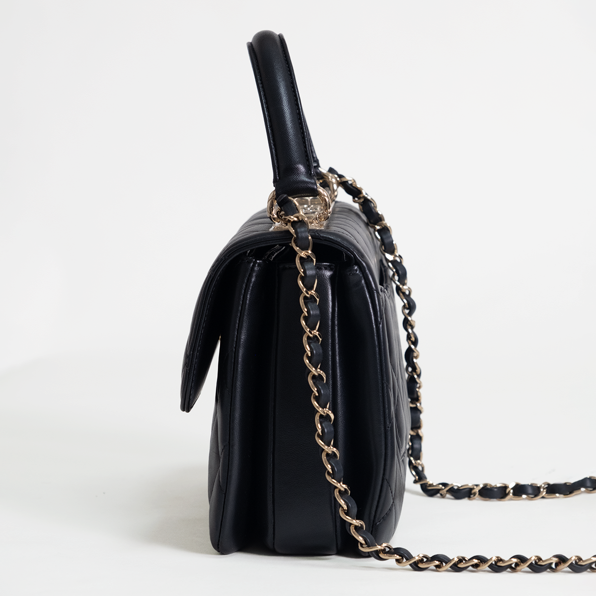 Trendy Black