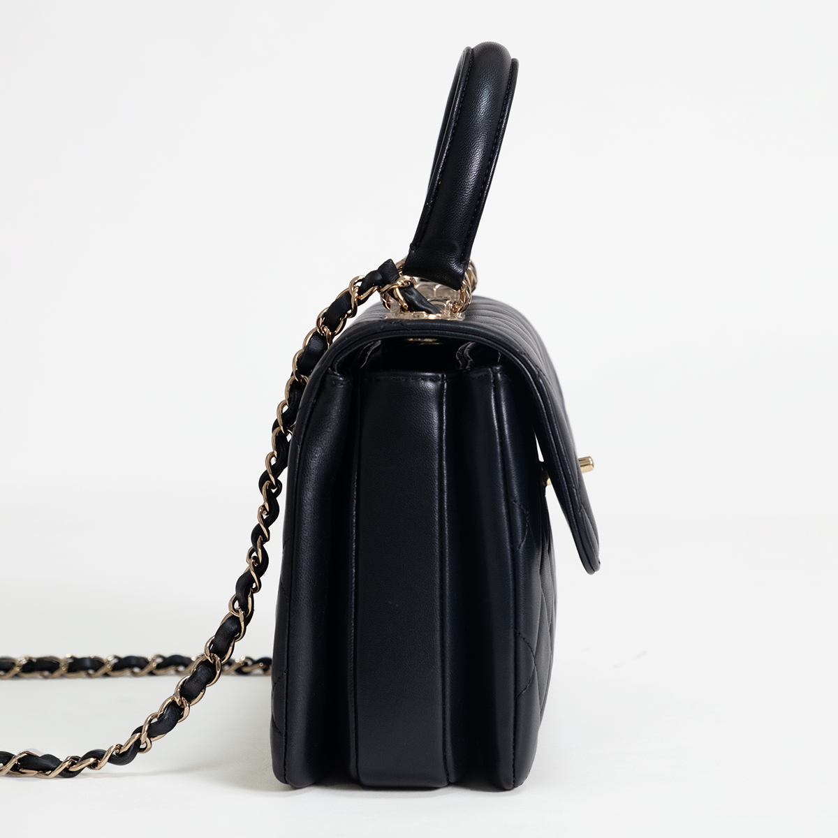 Trendy Black