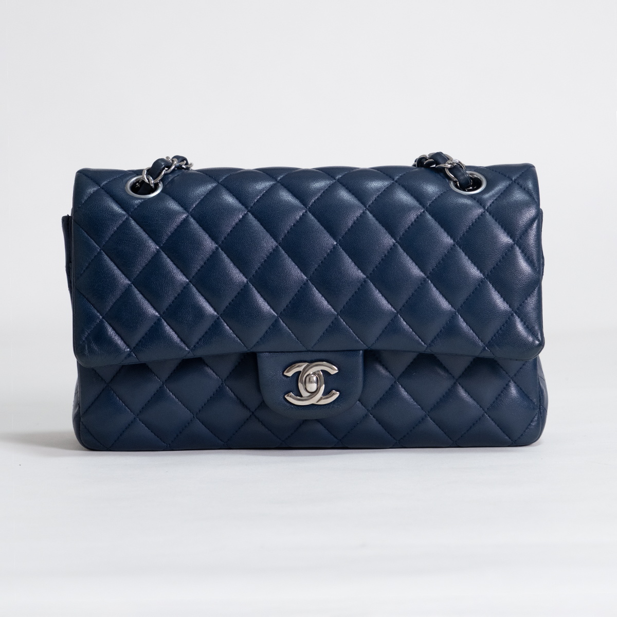 Classic Double Flap Medium Navy
