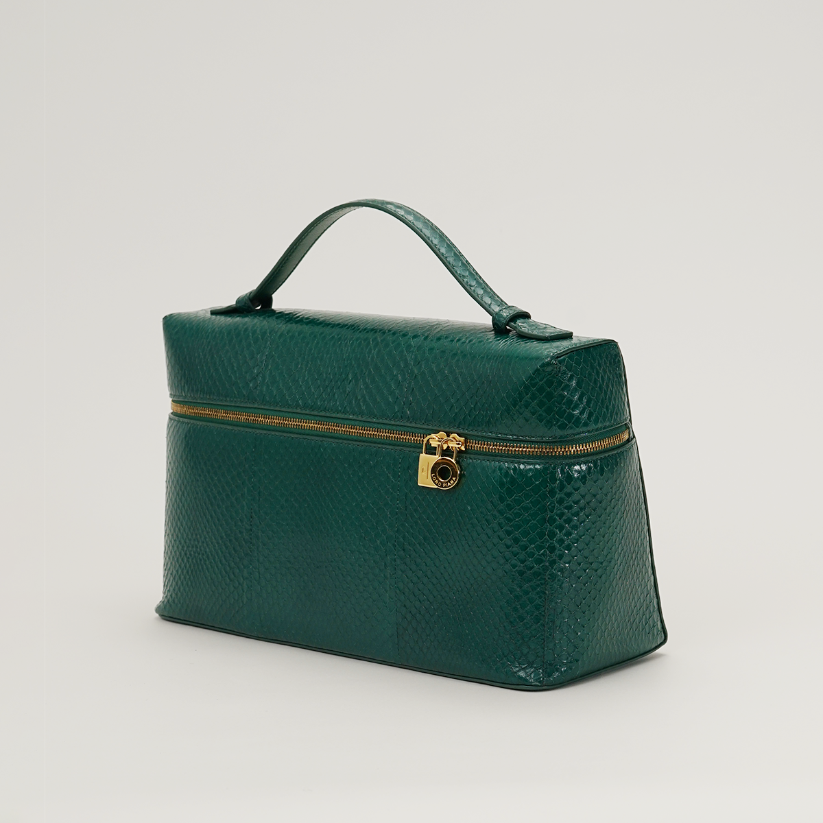 L27 Green
