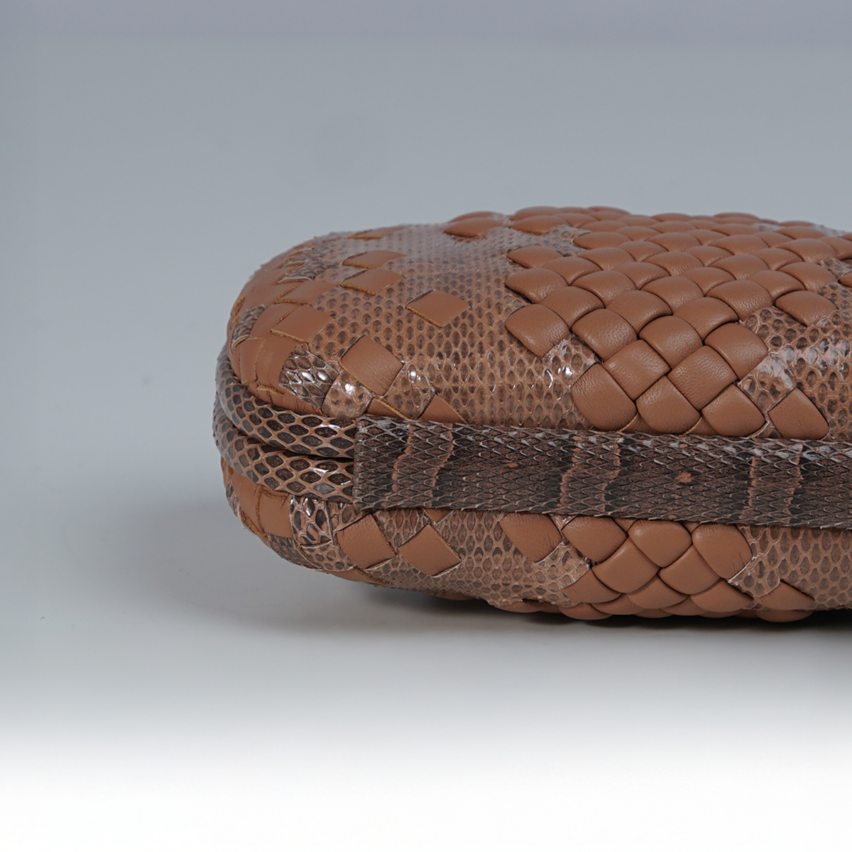 Beige Intrecciato Leather and Snakeskin Knot Chain Clutch