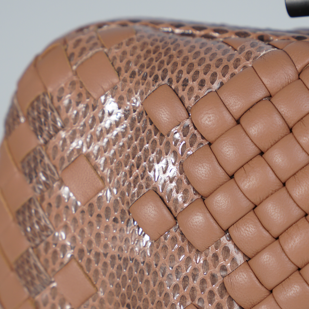 Beige Intrecciato Leather and Snakeskin Knot Chain Clutch