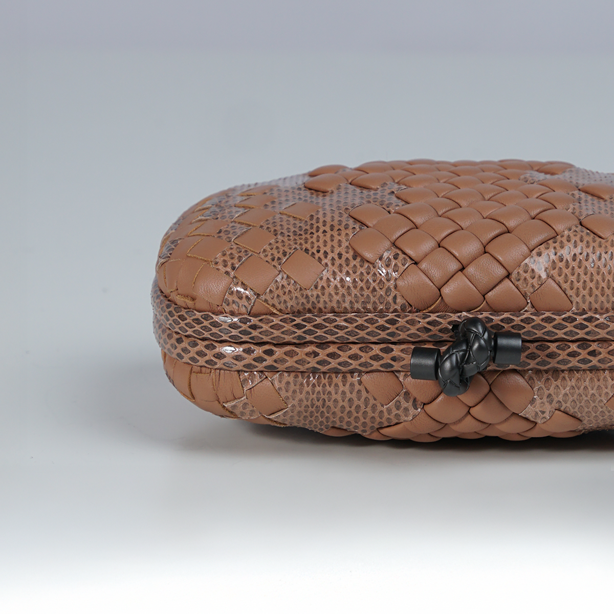 Beige Intrecciato Leather and Snakeskin Knot Chain Clutch