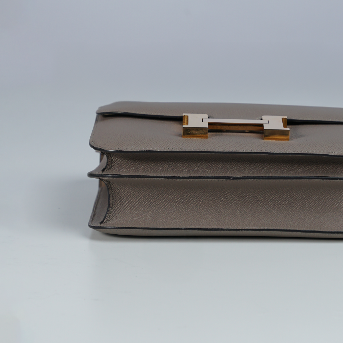 Constance 24 Gris Asphalte C 2018