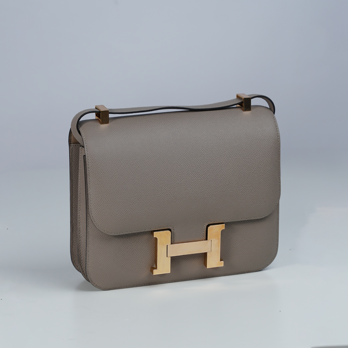 Constance 24 Gris Asphalte C 2018