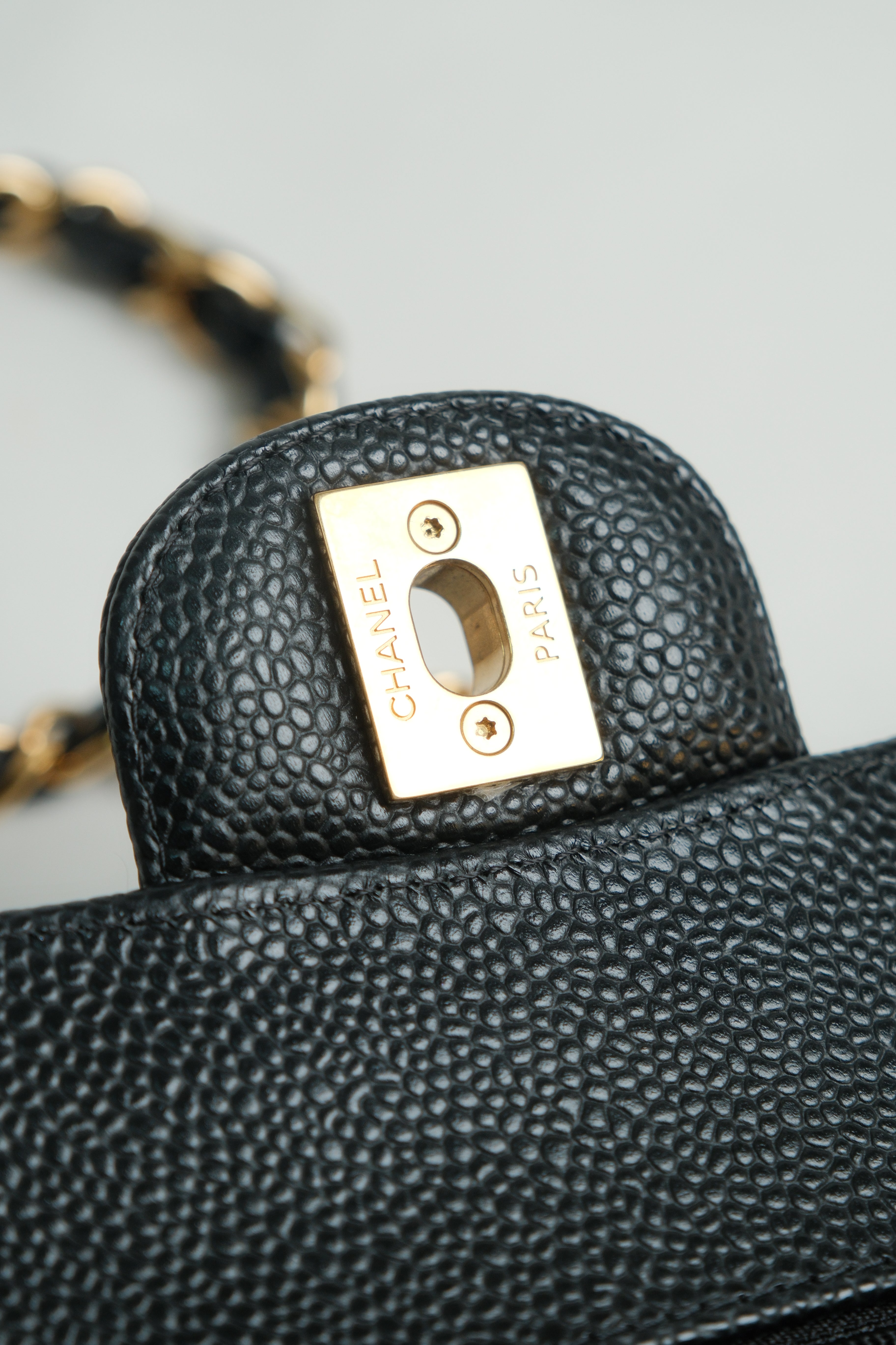 Small Classic Double Flap Black Microchipped