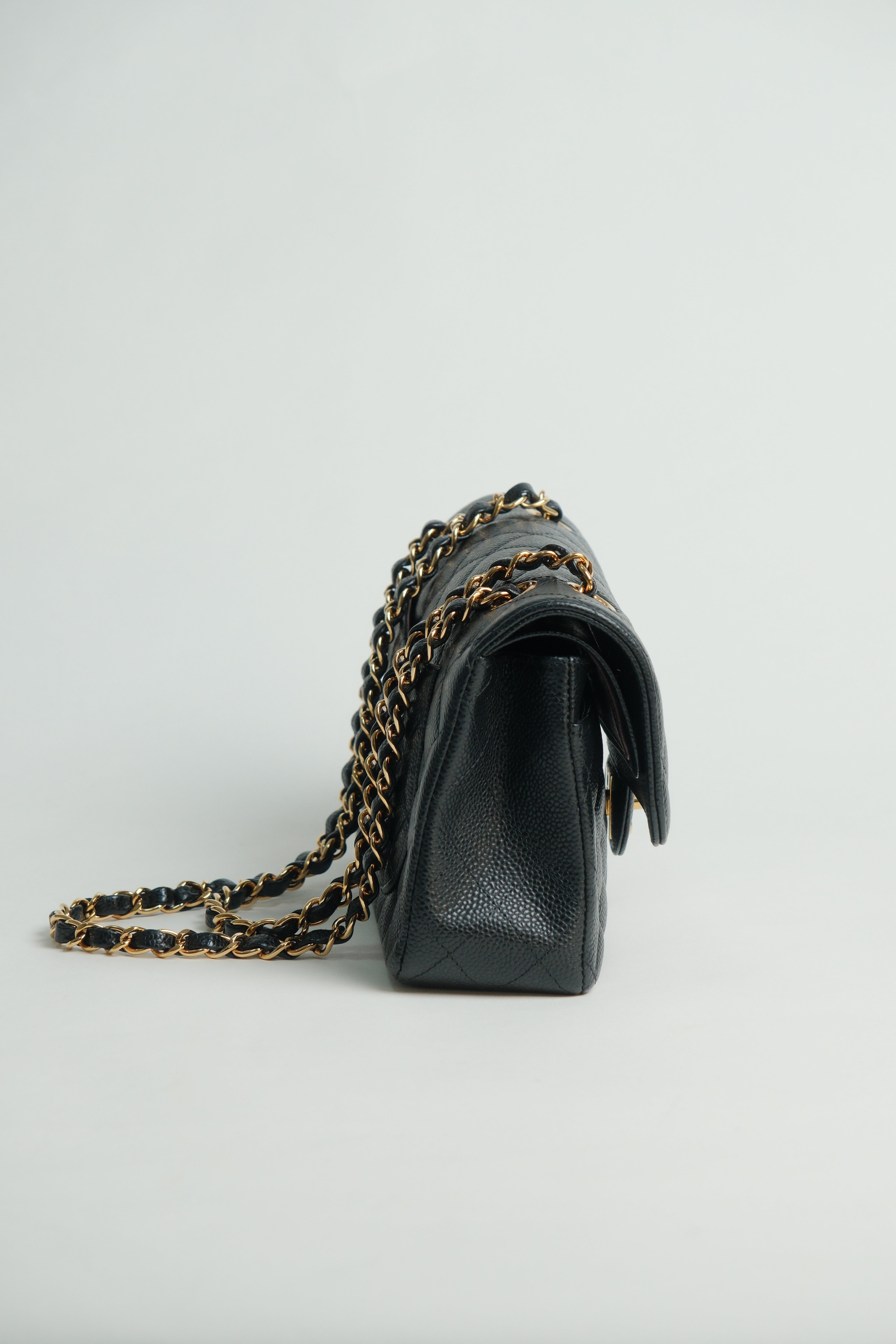 Small Classic Double Flap Black Microchipped