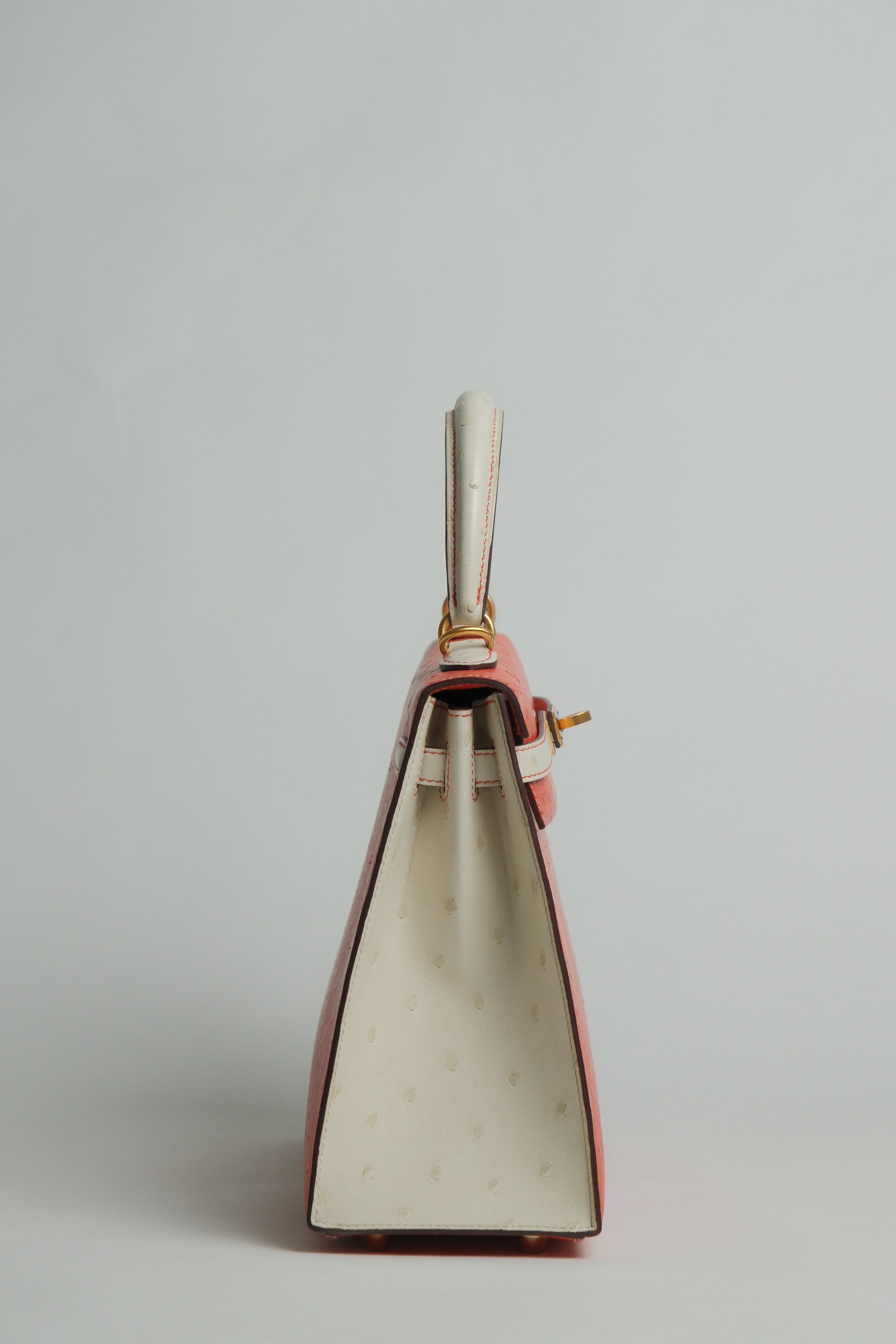 Kelly 25 HSS Rouge Vif Beton Ostrich Stamp B 2023