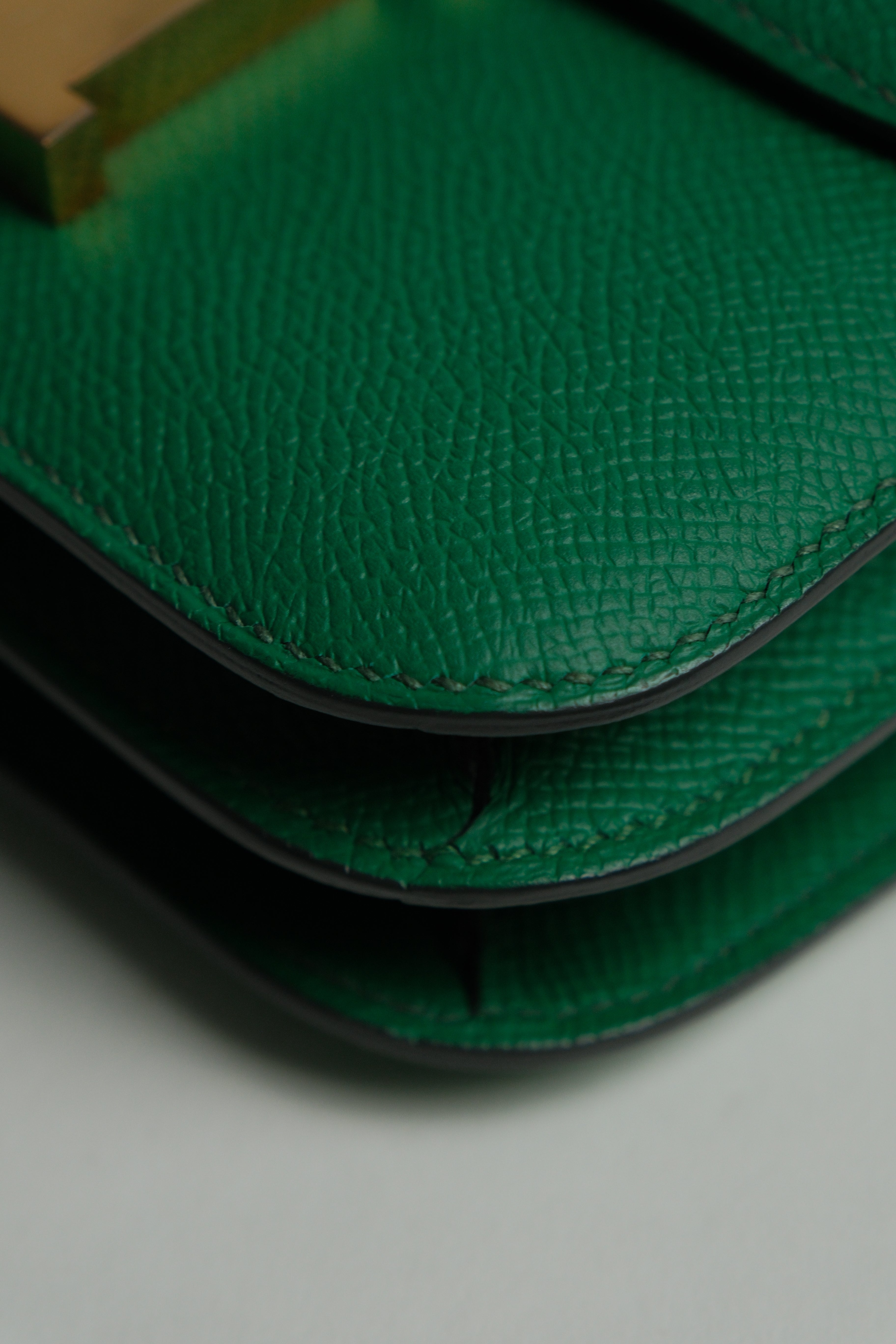 Constance 18 Epsom Vert Vertigo Stamp D