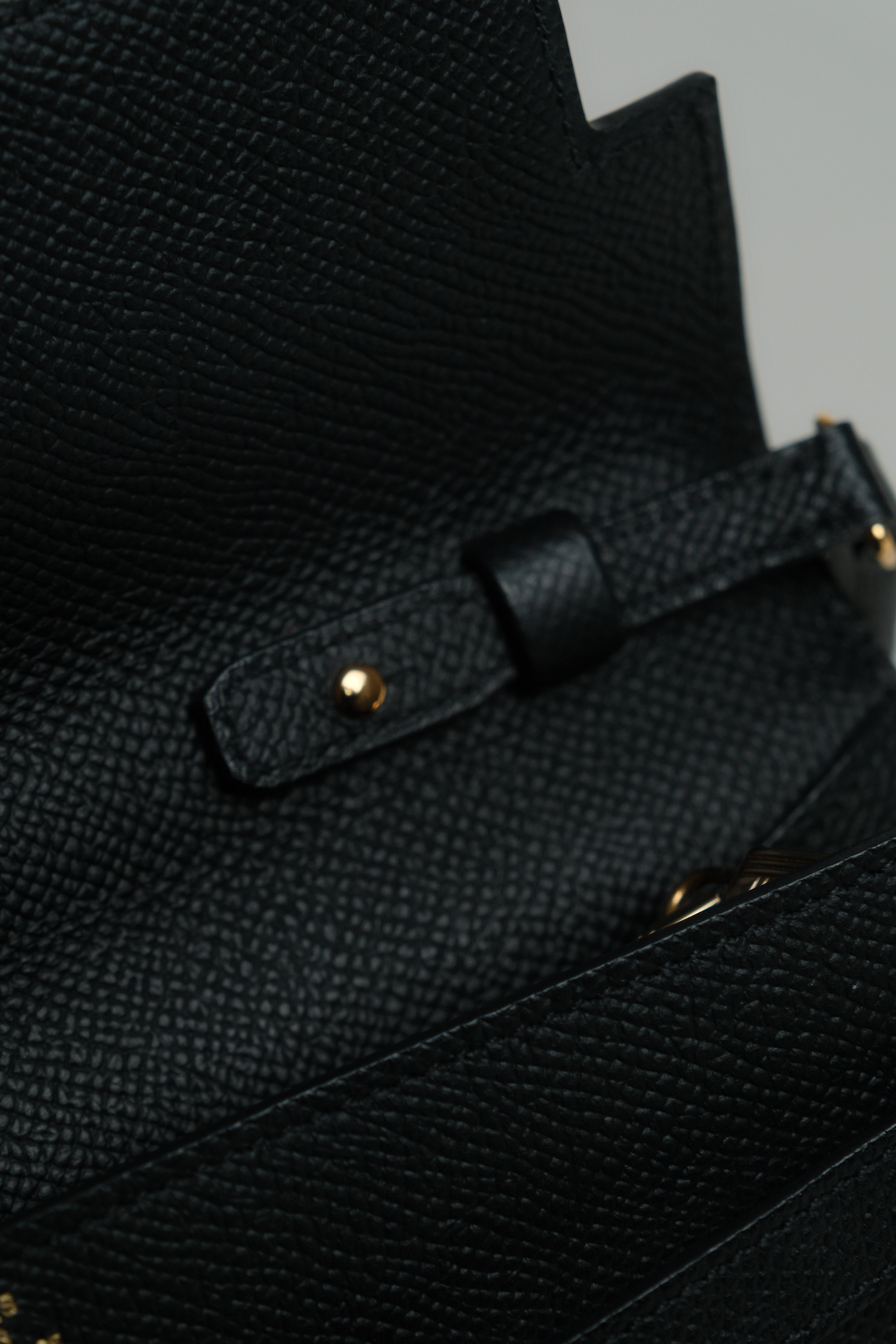 Kelly To Go GHW Noir Stamp B