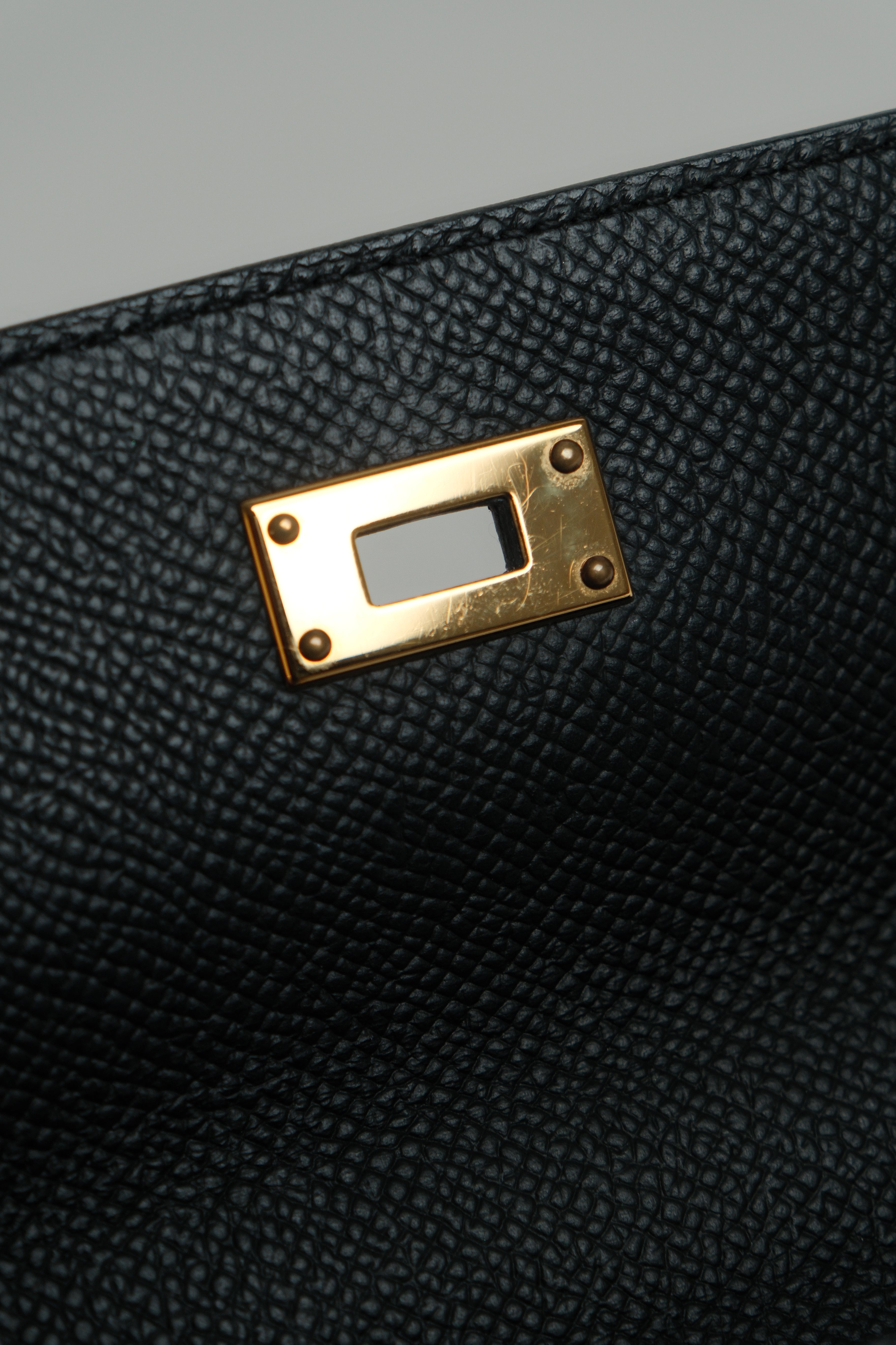 Kelly To Go GHW Noir Stamp B