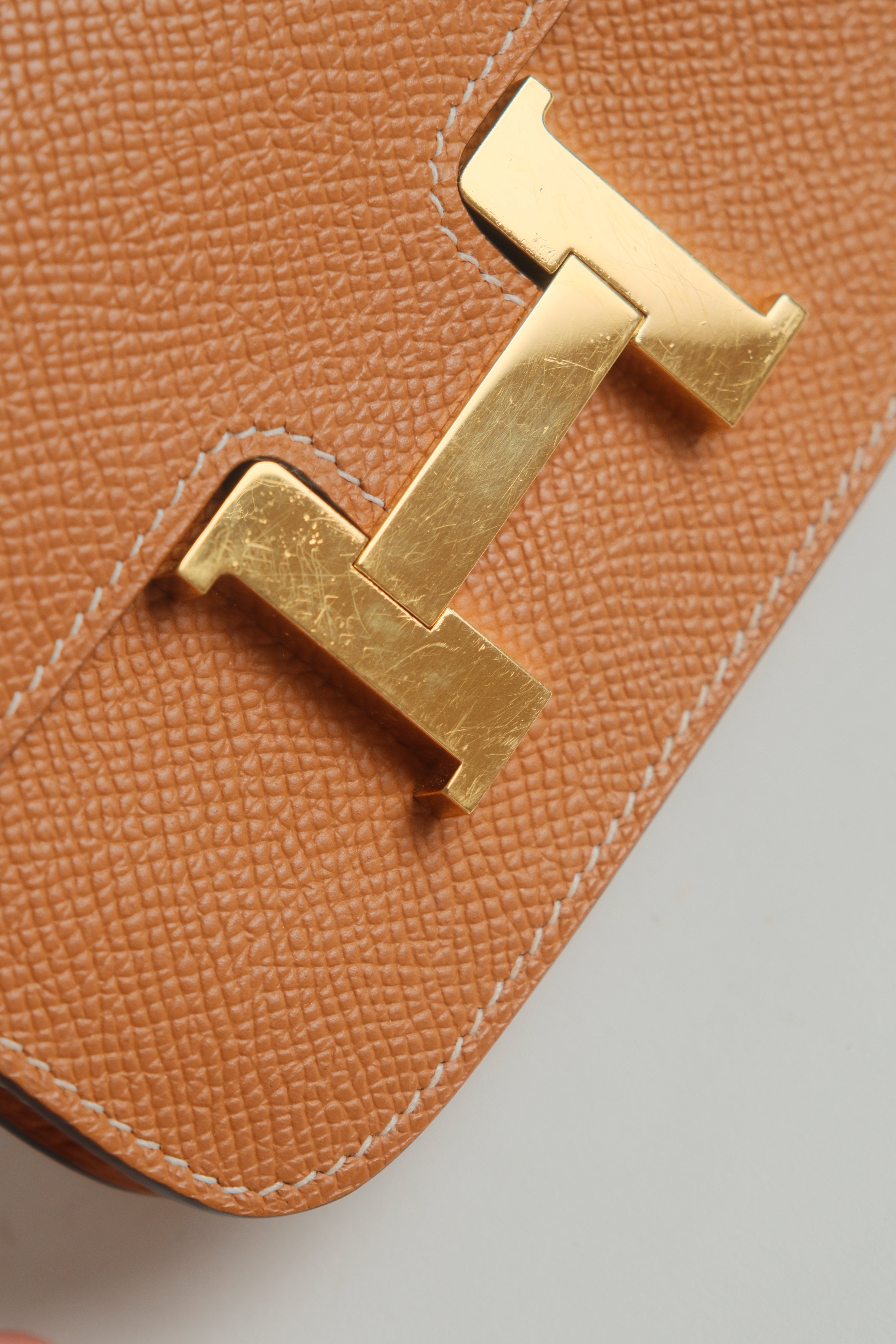 Constance Slim Wallet Toffee