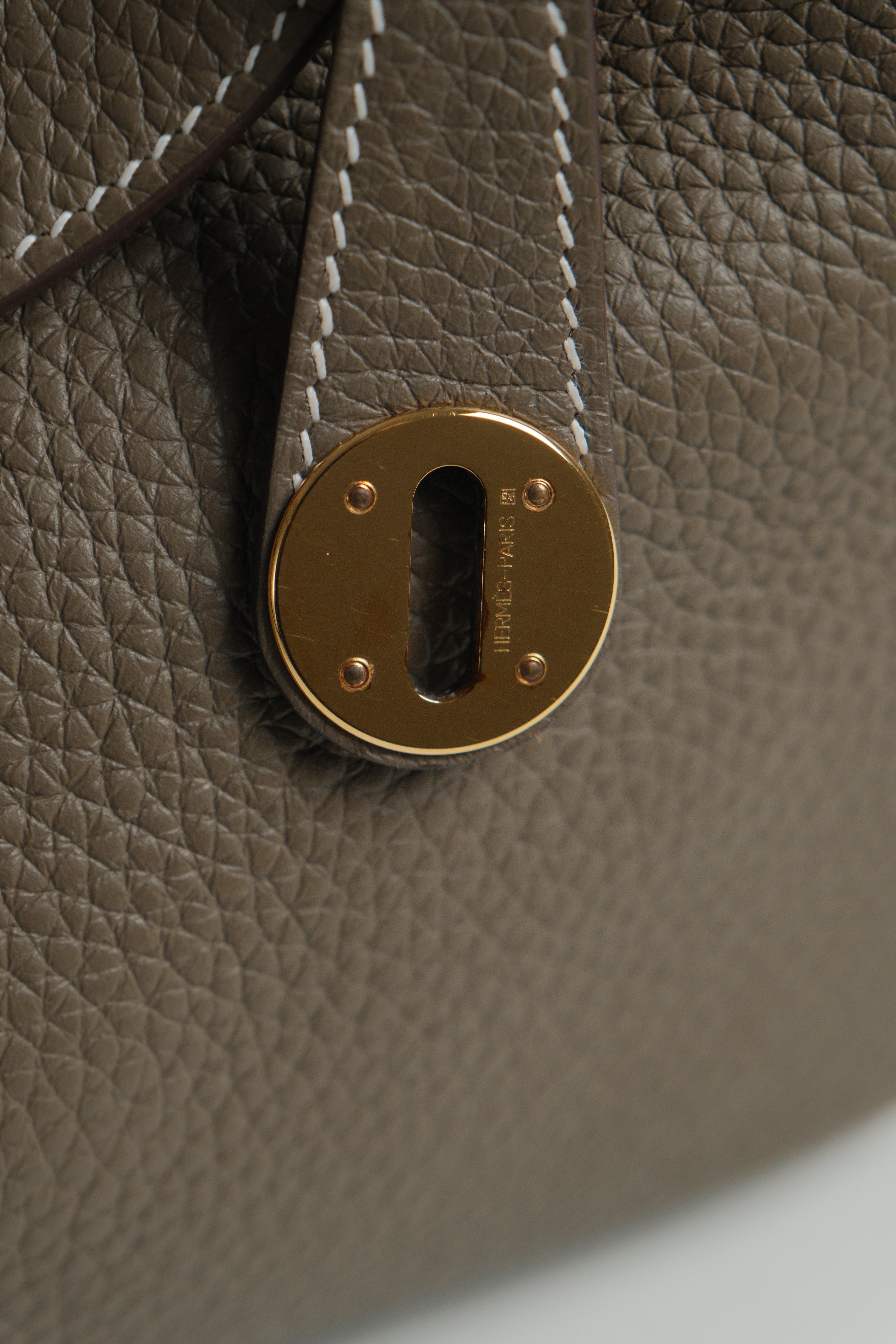 Lindy 26 Etoupe GHW Stamp K