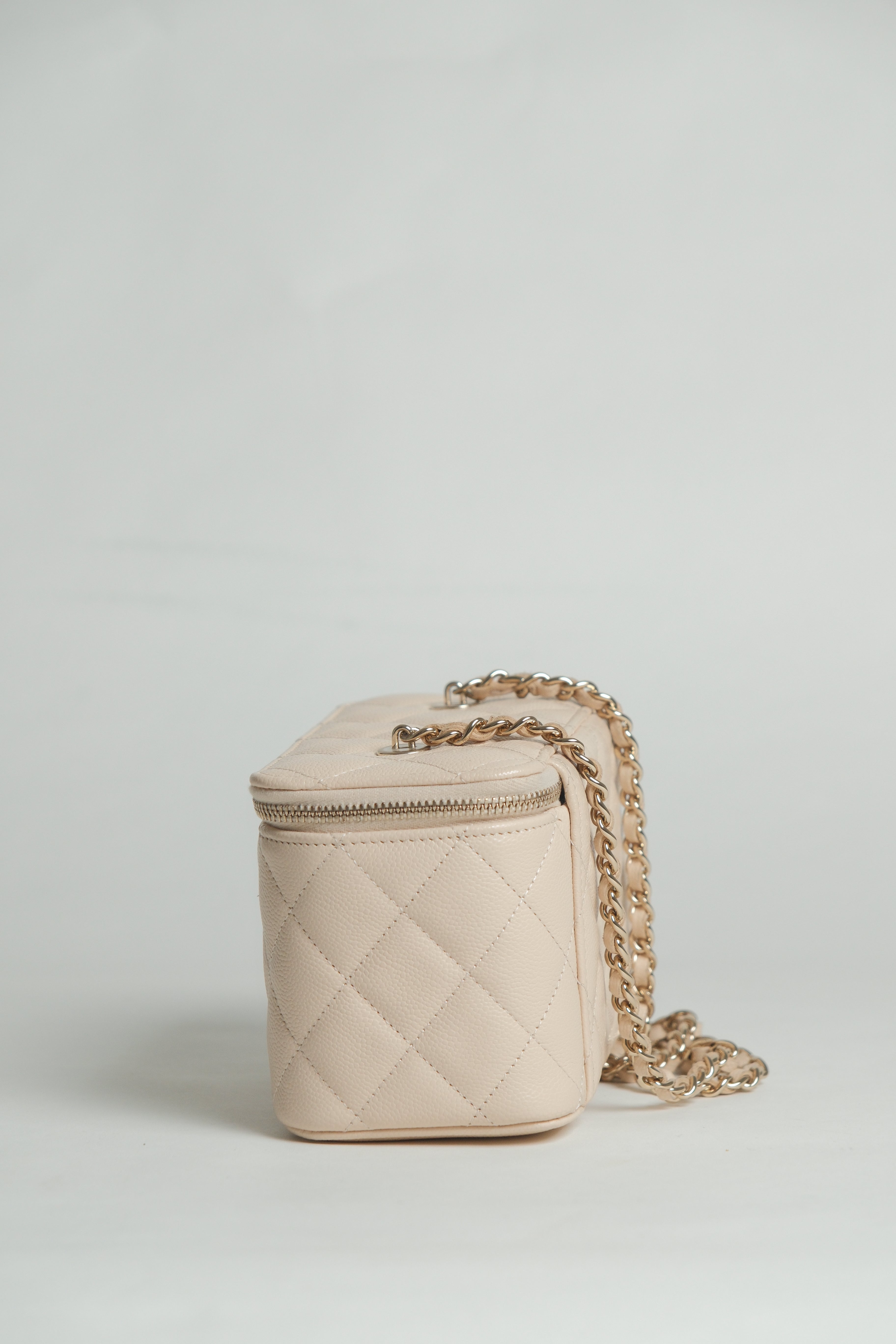 Vanity Caviar Beige Claire