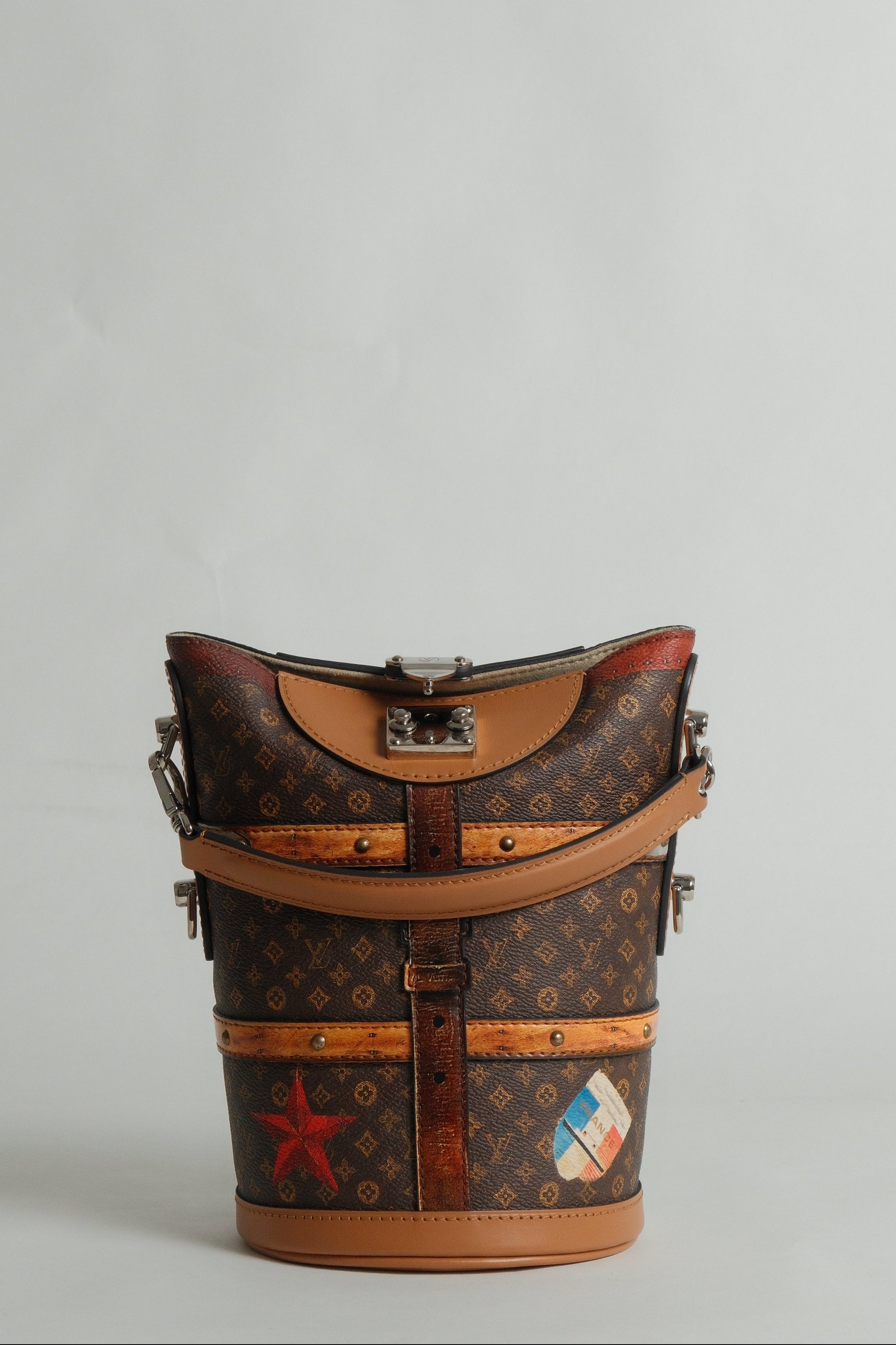 Lv Limited Trunk