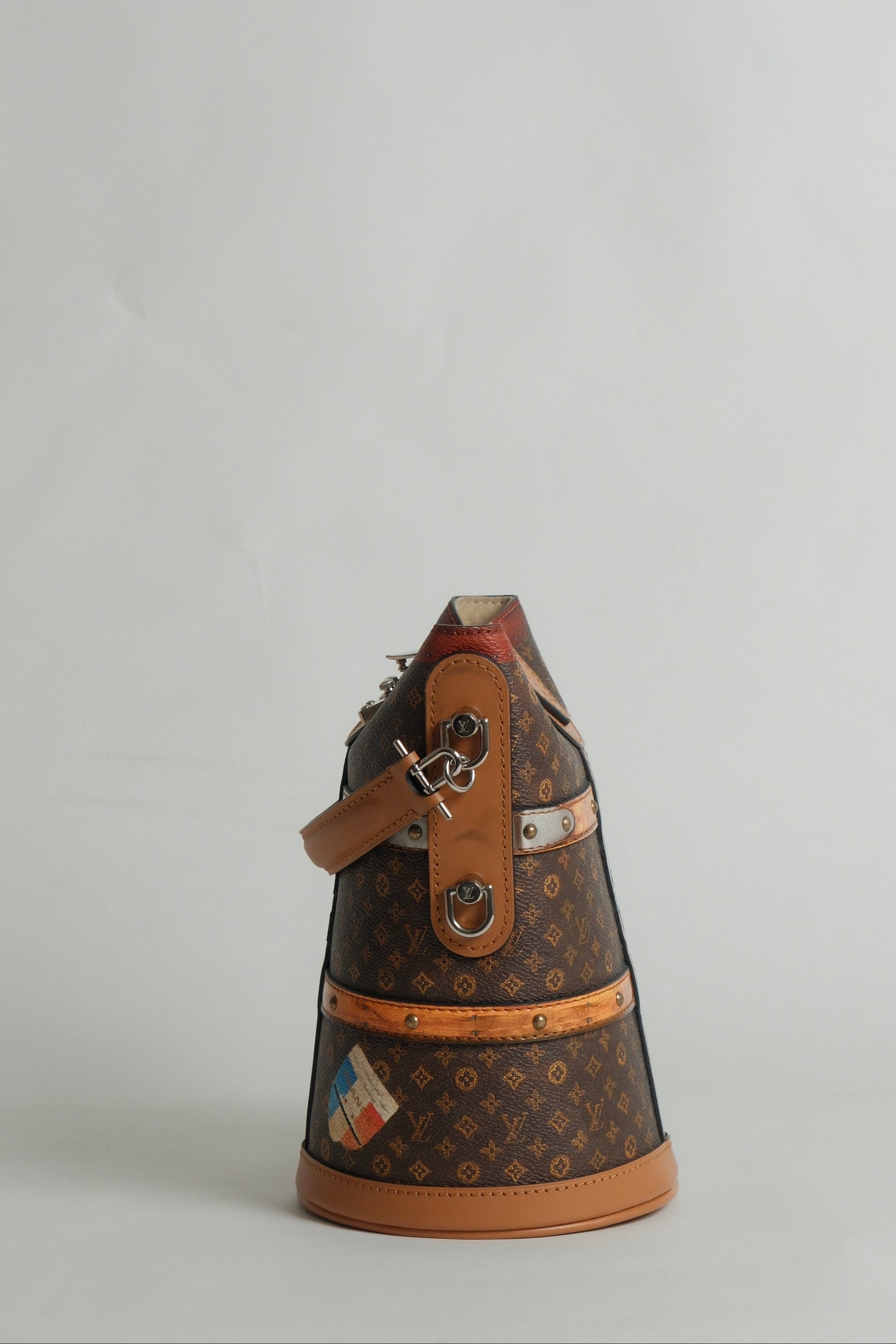 Lv Limited Trunk