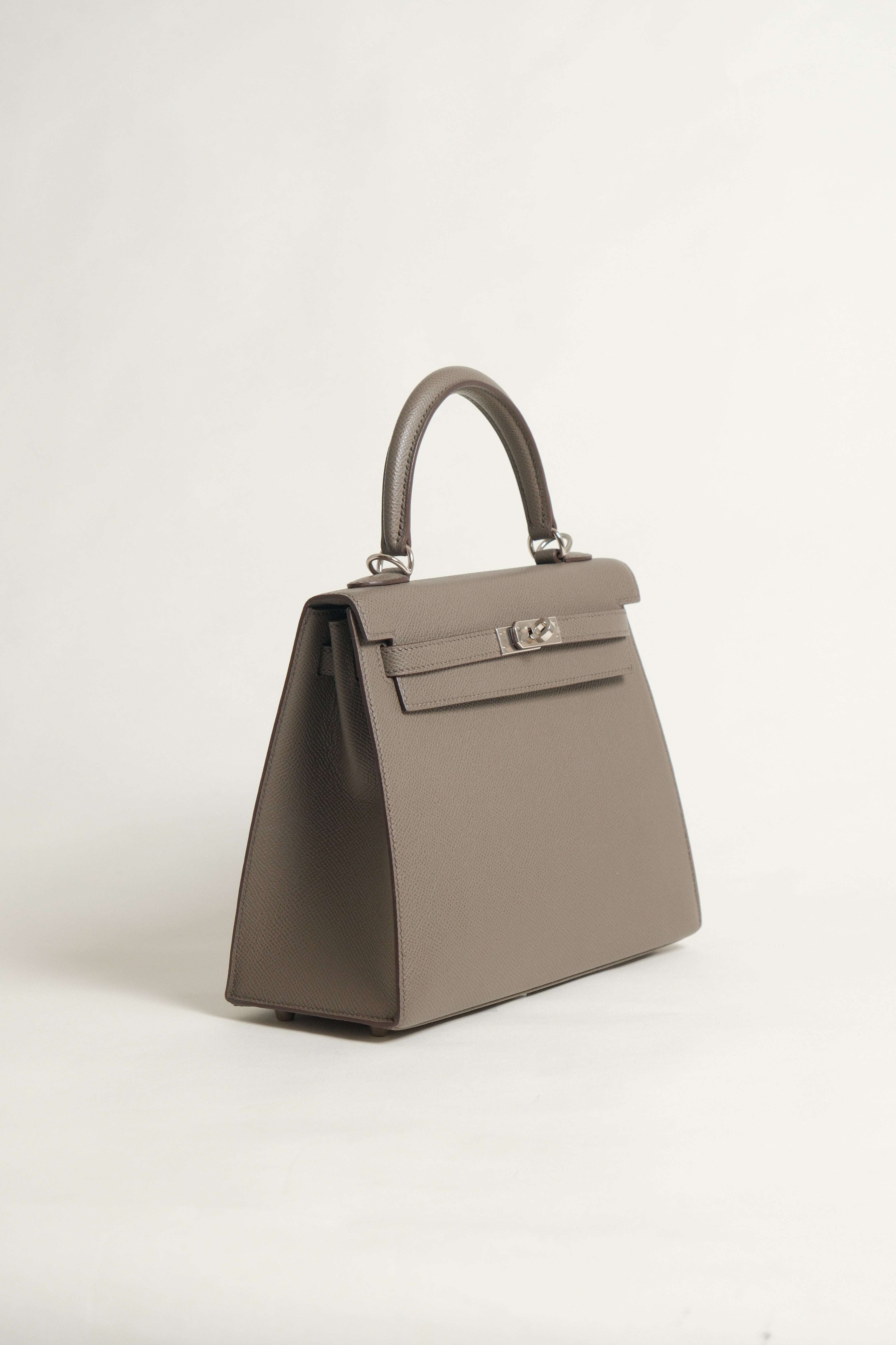 Kelly 25 Gris Etain PHW