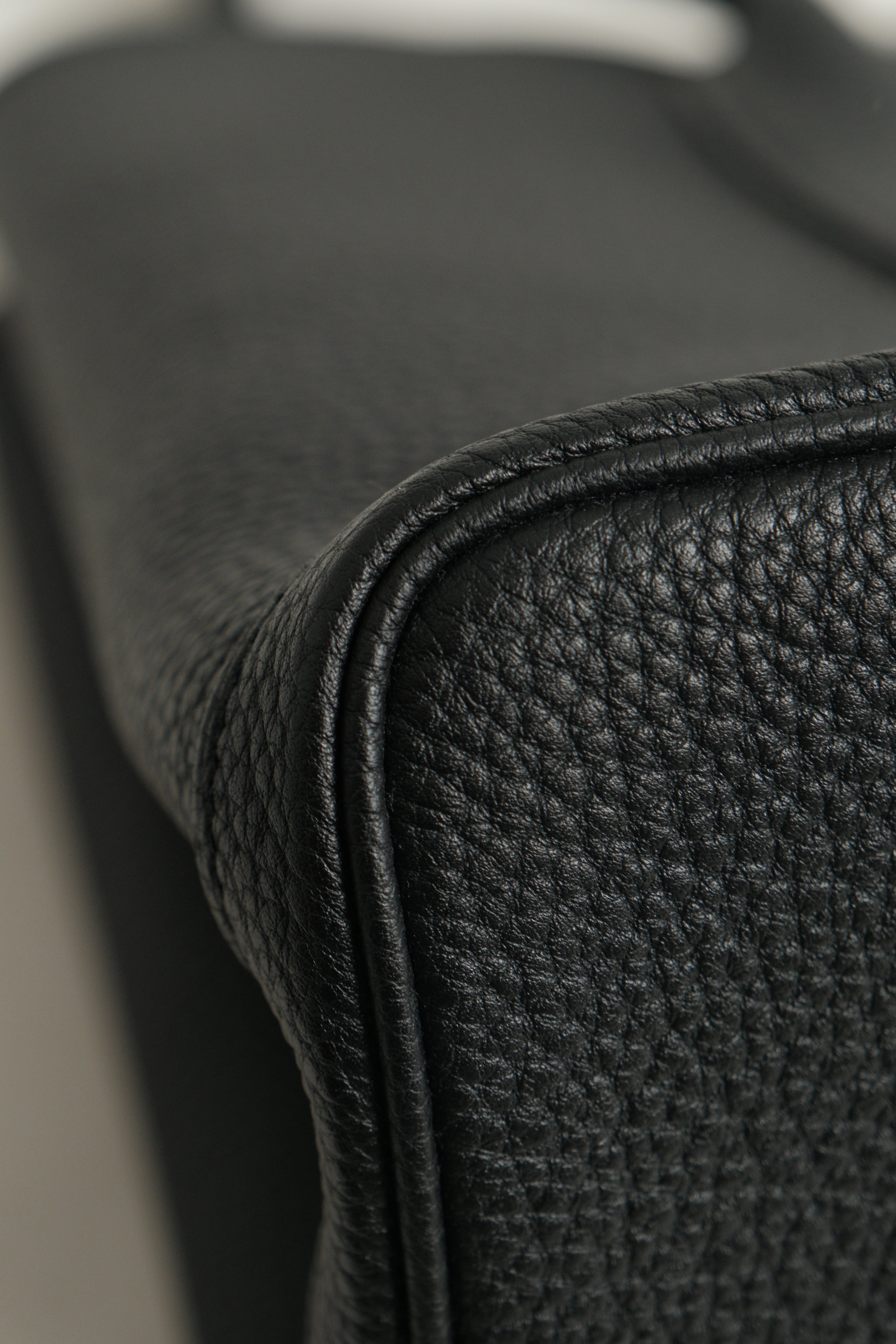 Garden Party 36 Noir Stamp Y