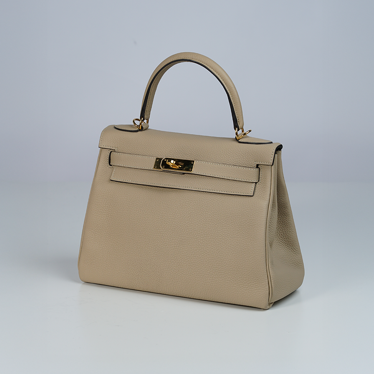Kelly 28 Trench