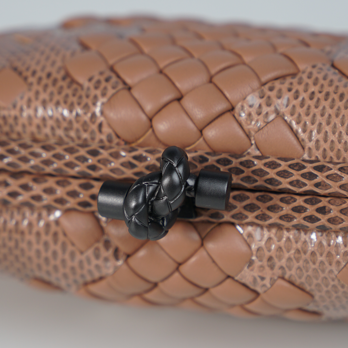 Beige Intrecciato Leather and Snakeskin Knot Chain Clutch