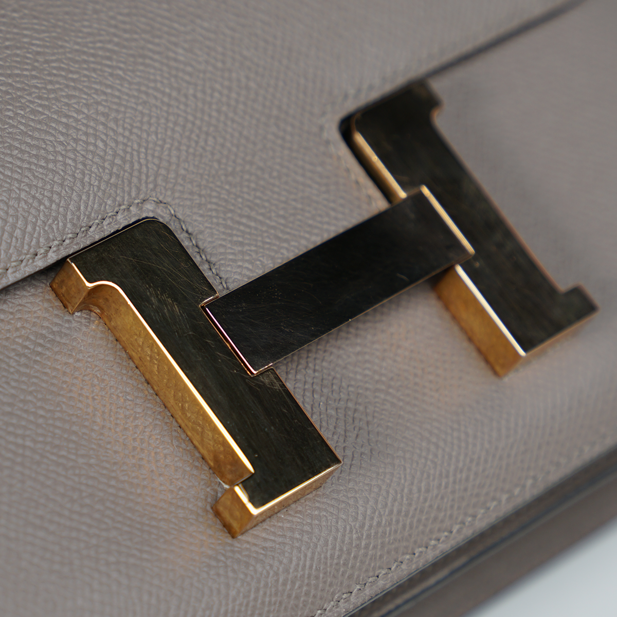 Constance 24 Gris Asphalte C 2018