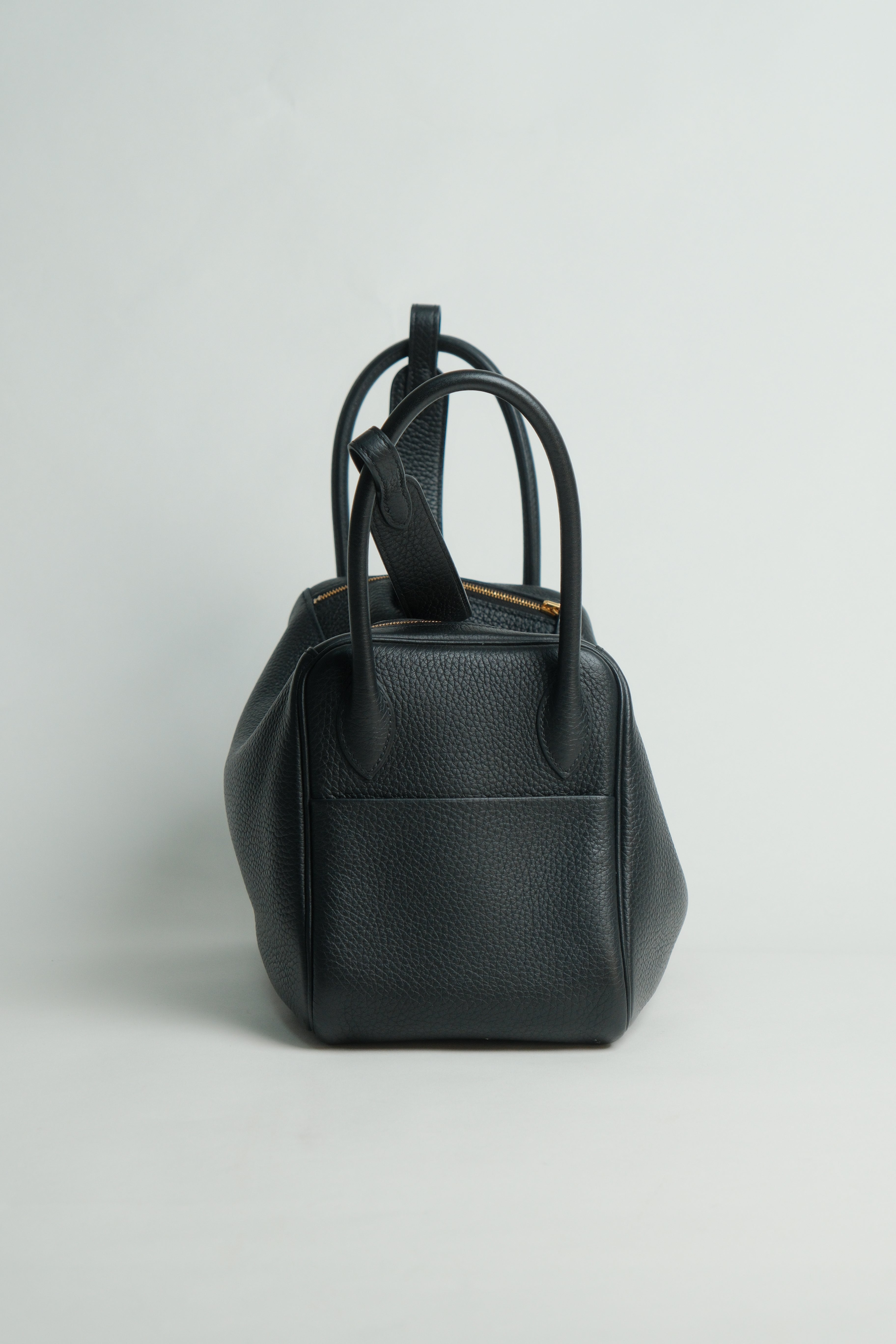 Lindy 26 Noir Stamp U GHW