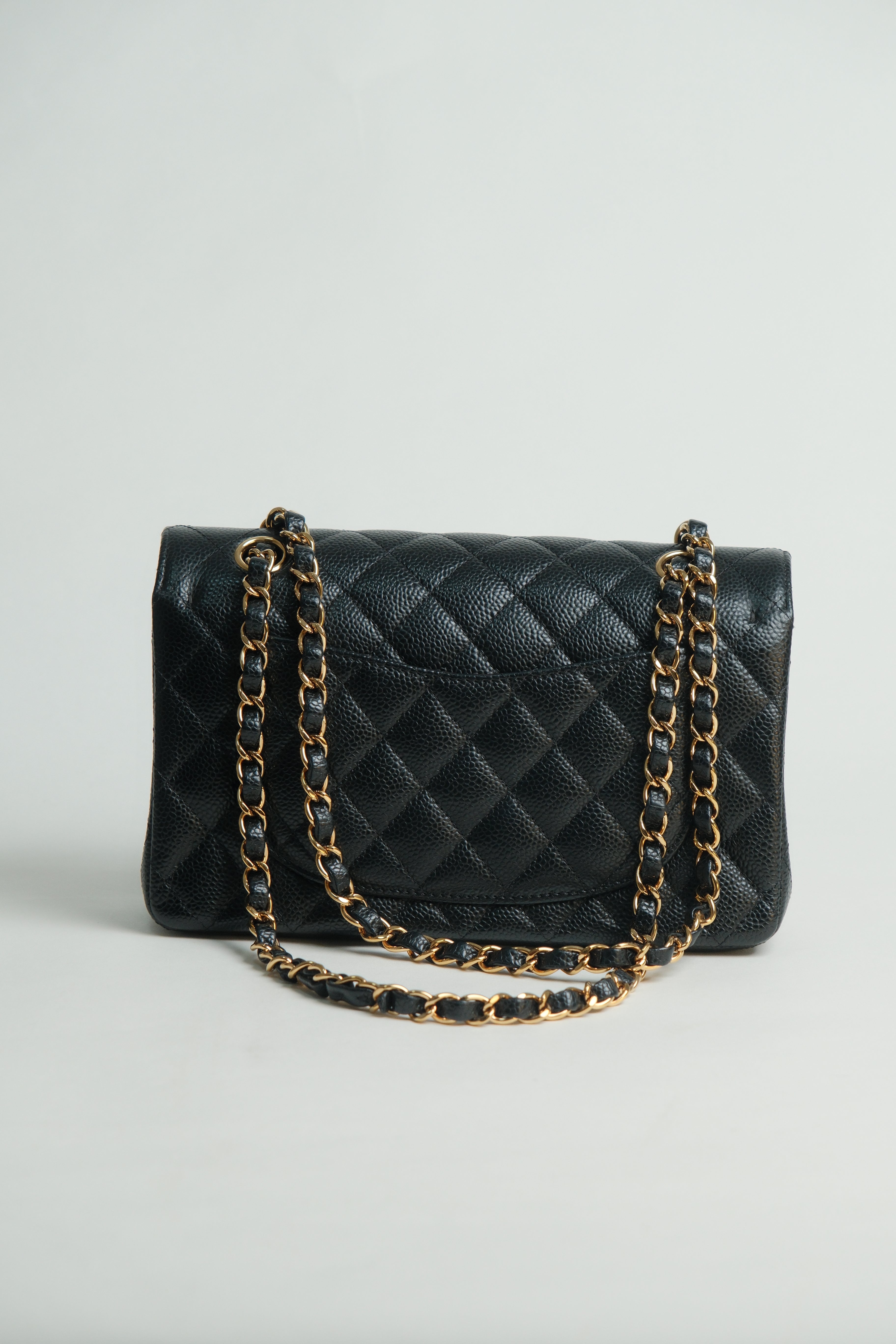 Small Classic Double Flap Black Microchipped