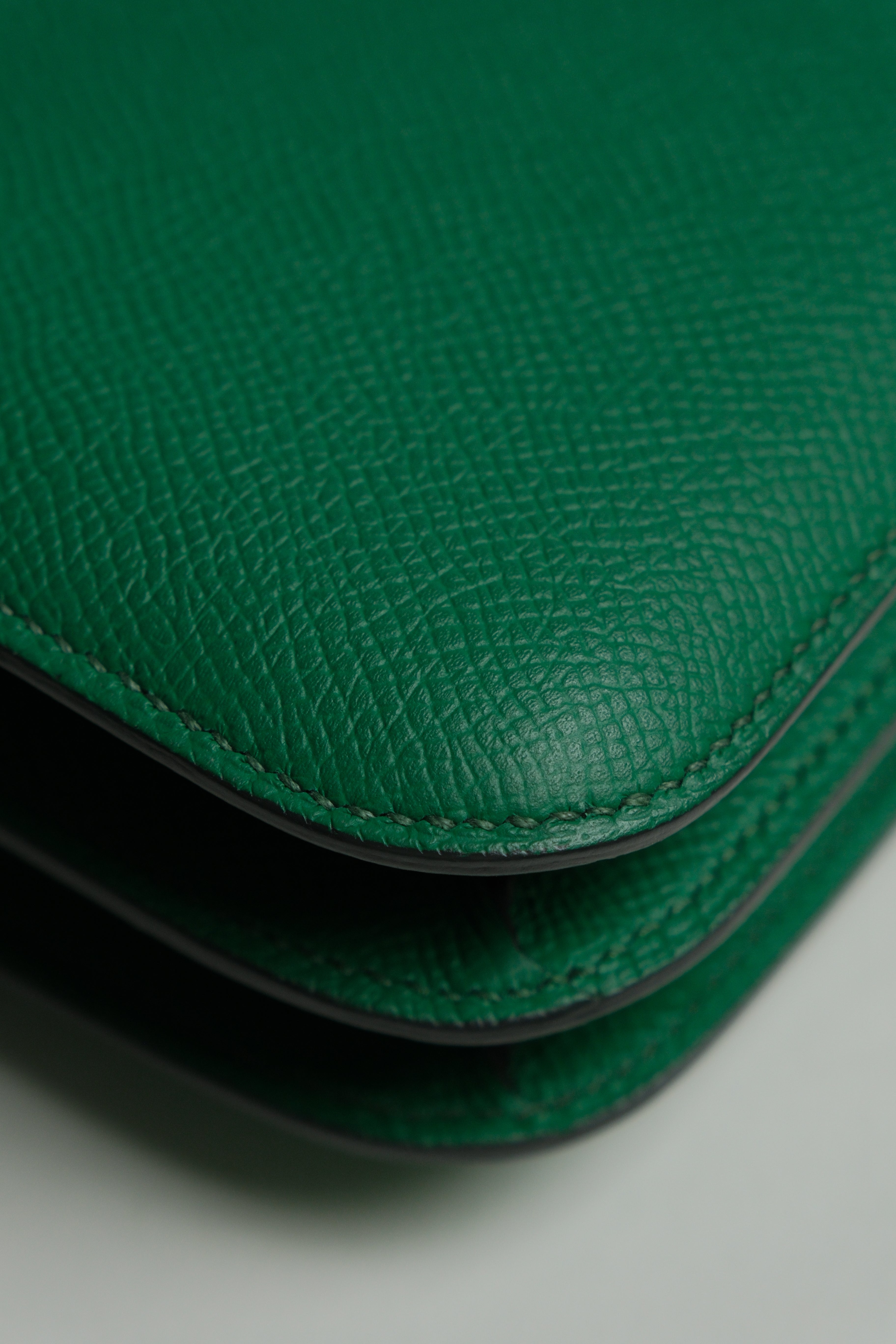 Constance 18 Epsom Vert Vertigo Stamp D