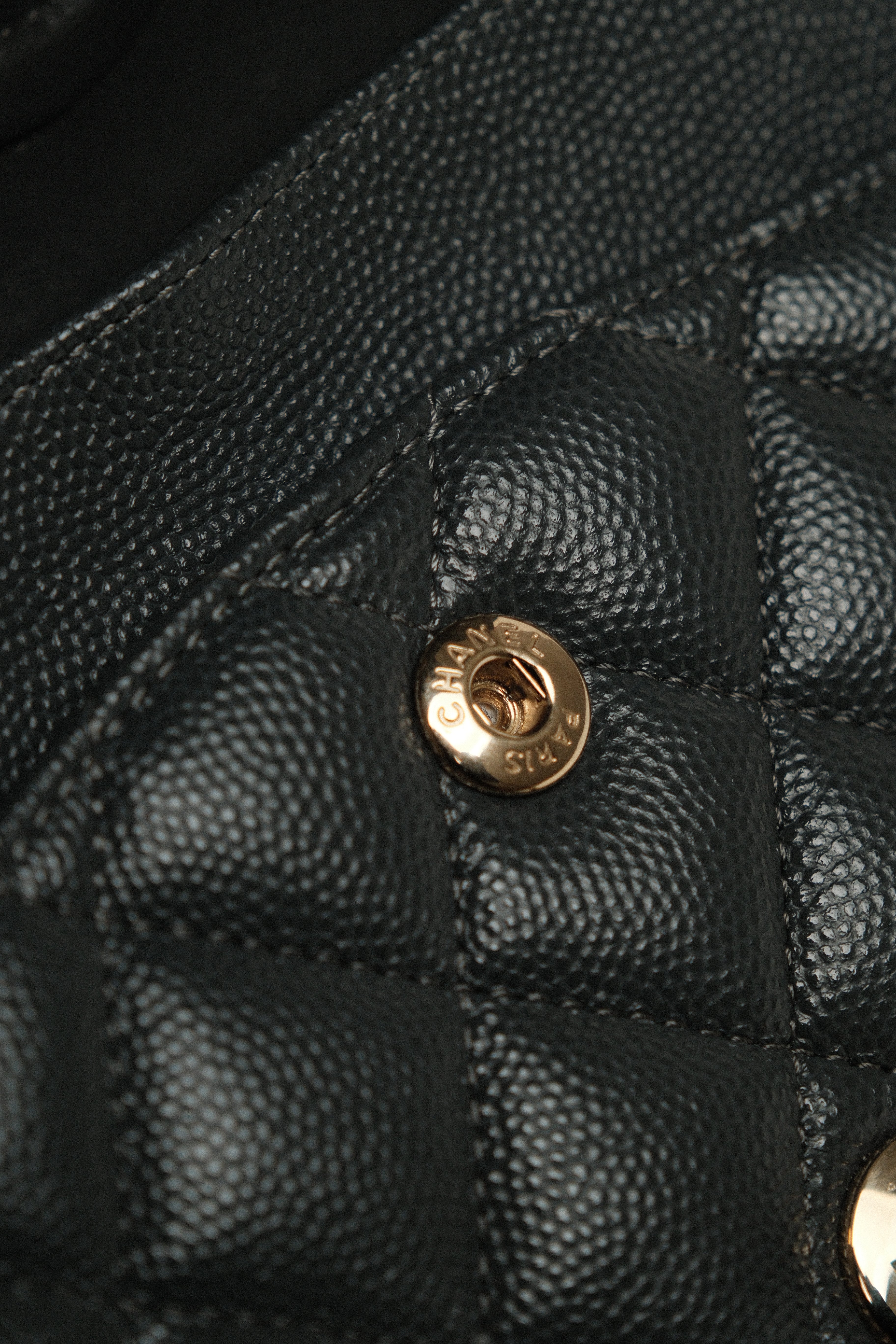 Medium Classic Double Flap Black Microchipped - DARK GREY