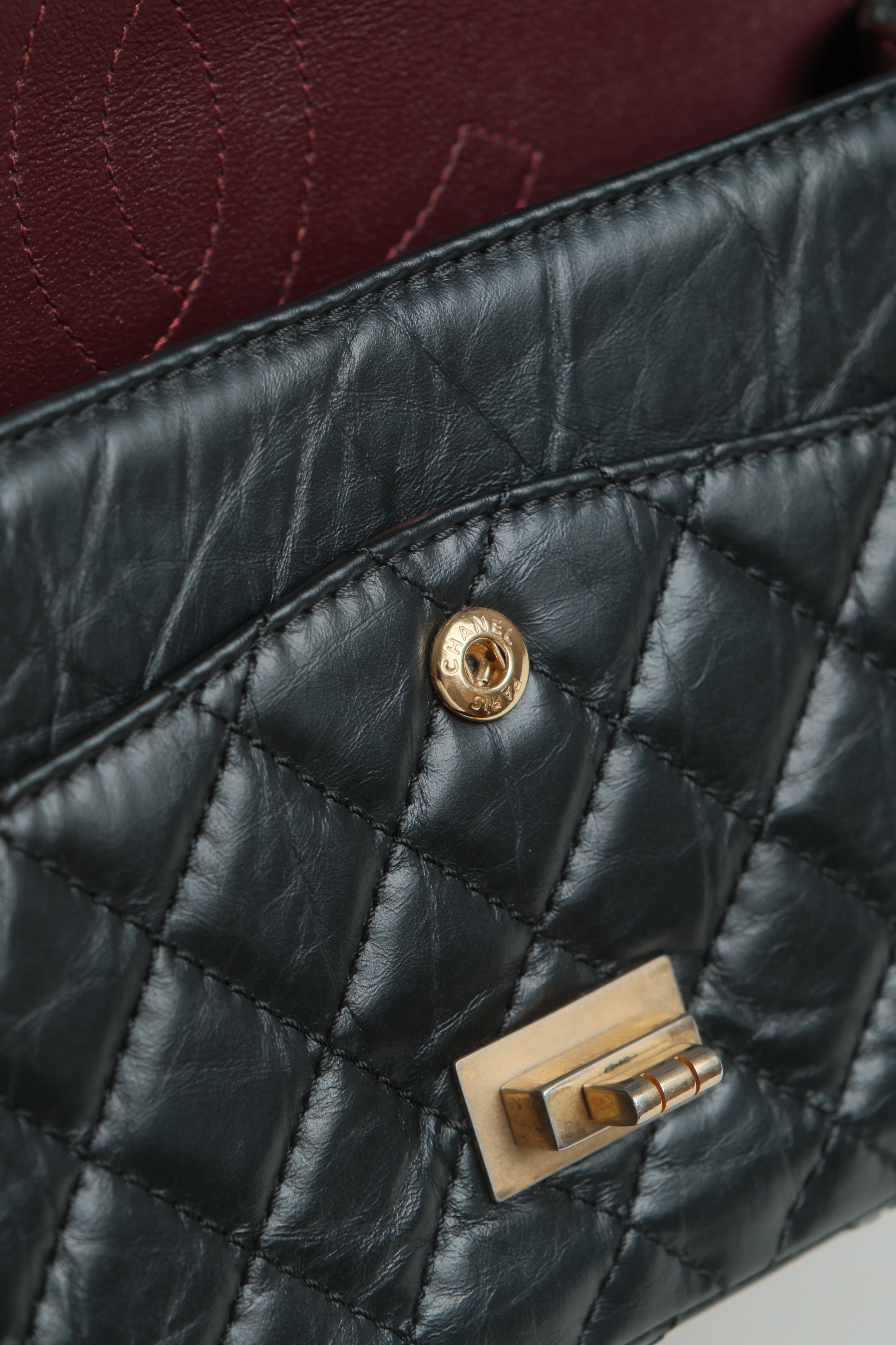 Reissue 2.55 225 GHW Calfskin