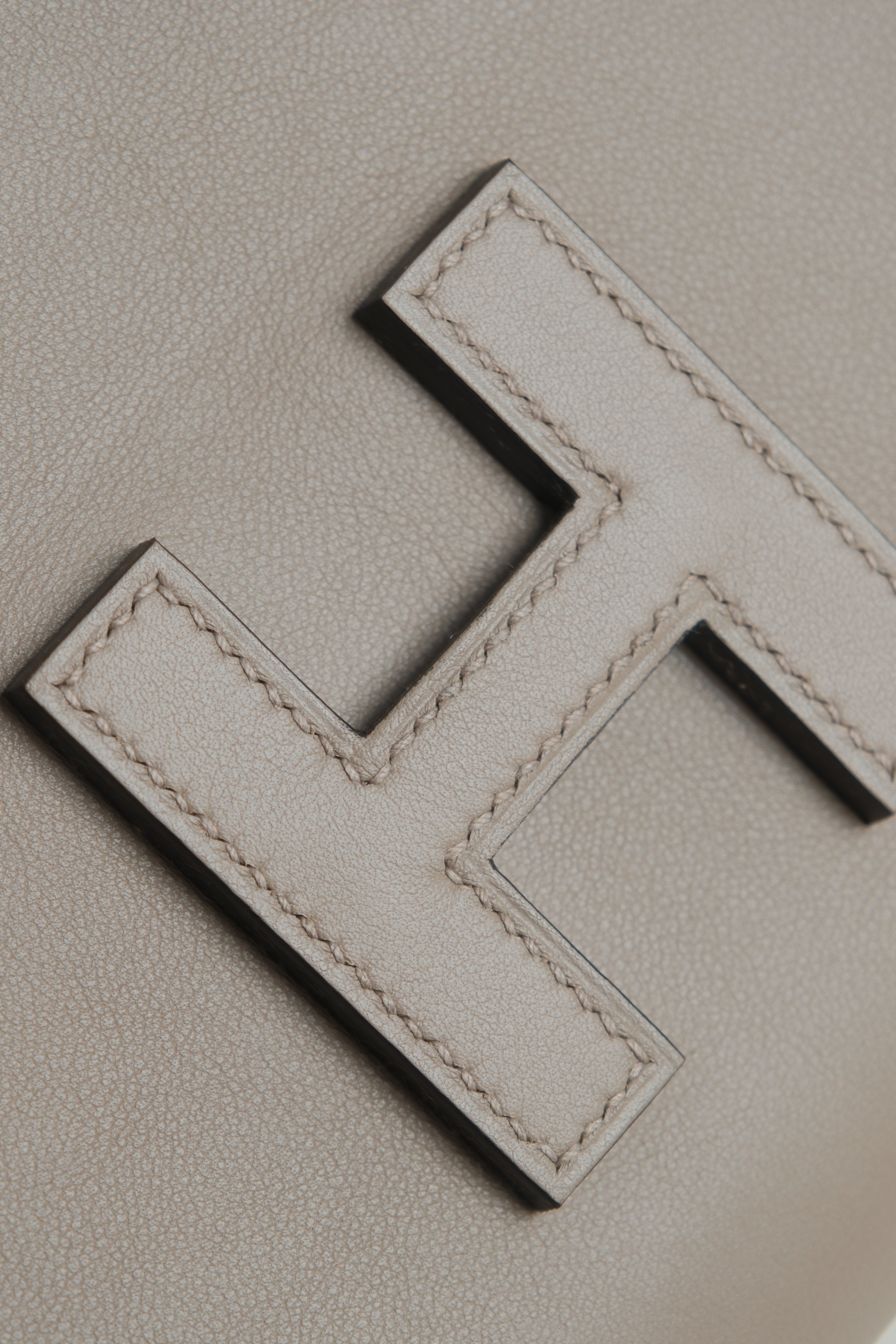 Jige Clutch Gris Asphalte