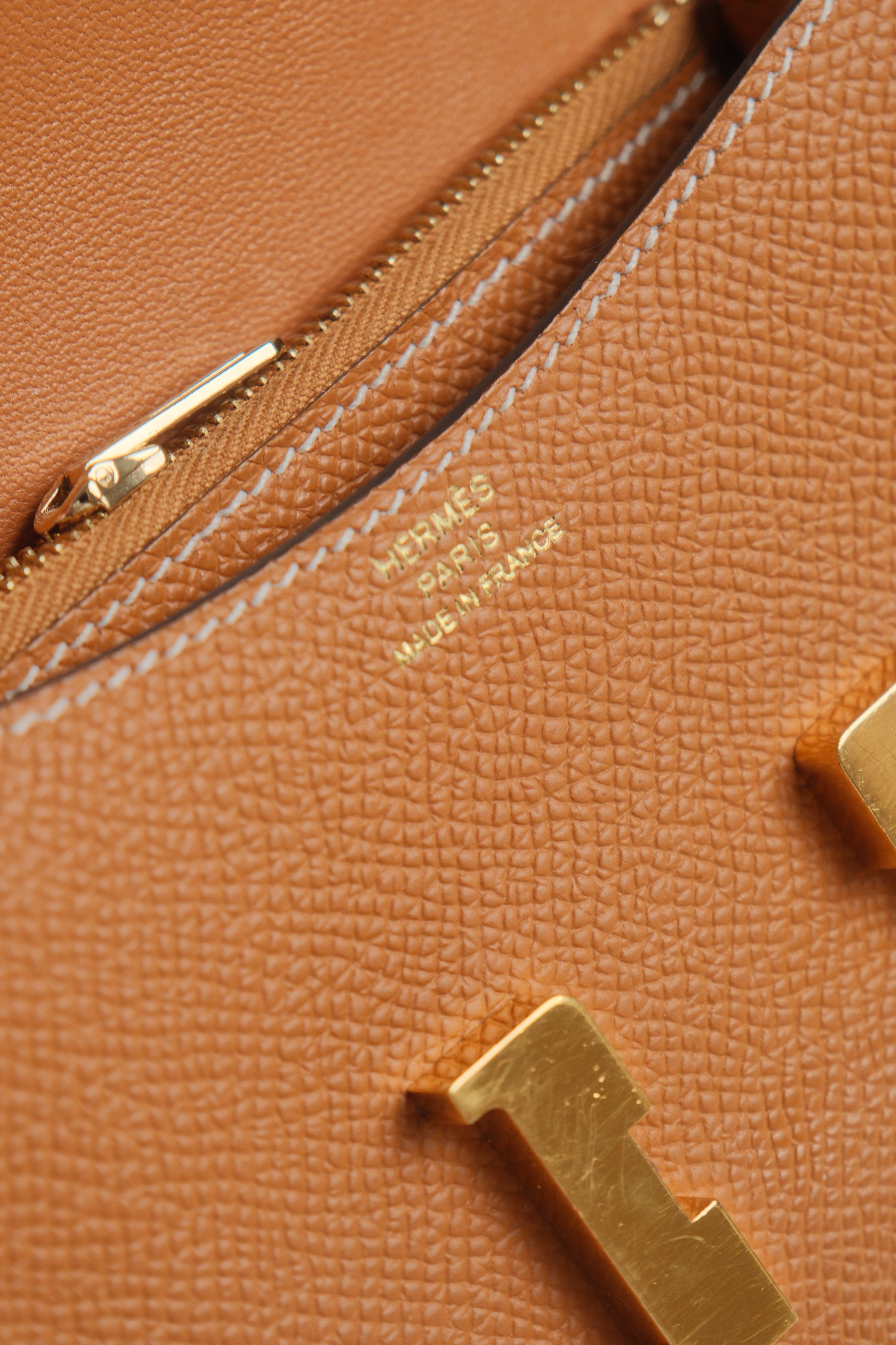 Constance Slim Wallet Toffee