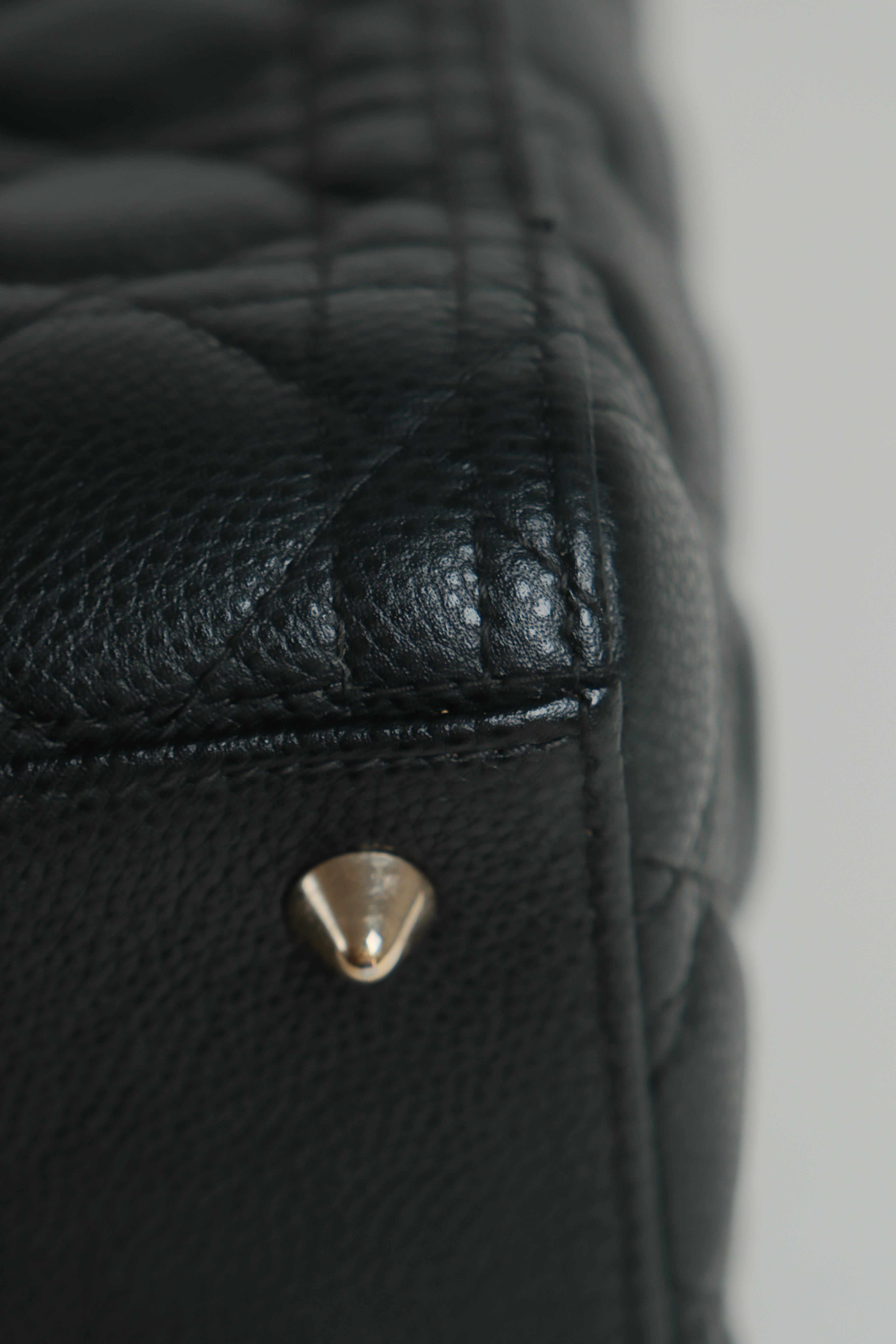 Lady D Medium Pebbled Leather GHW