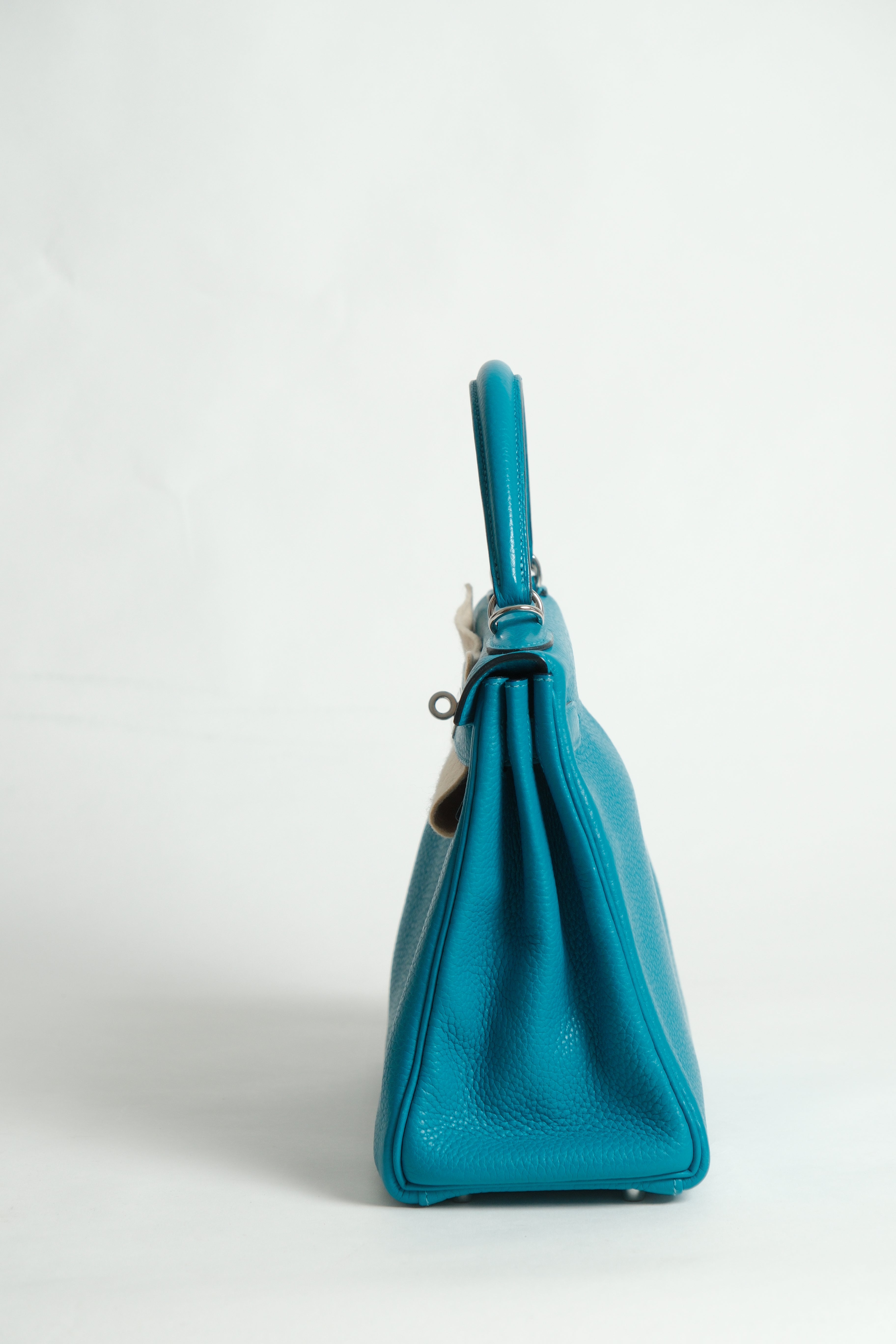 Kelly 28 Blue Paon