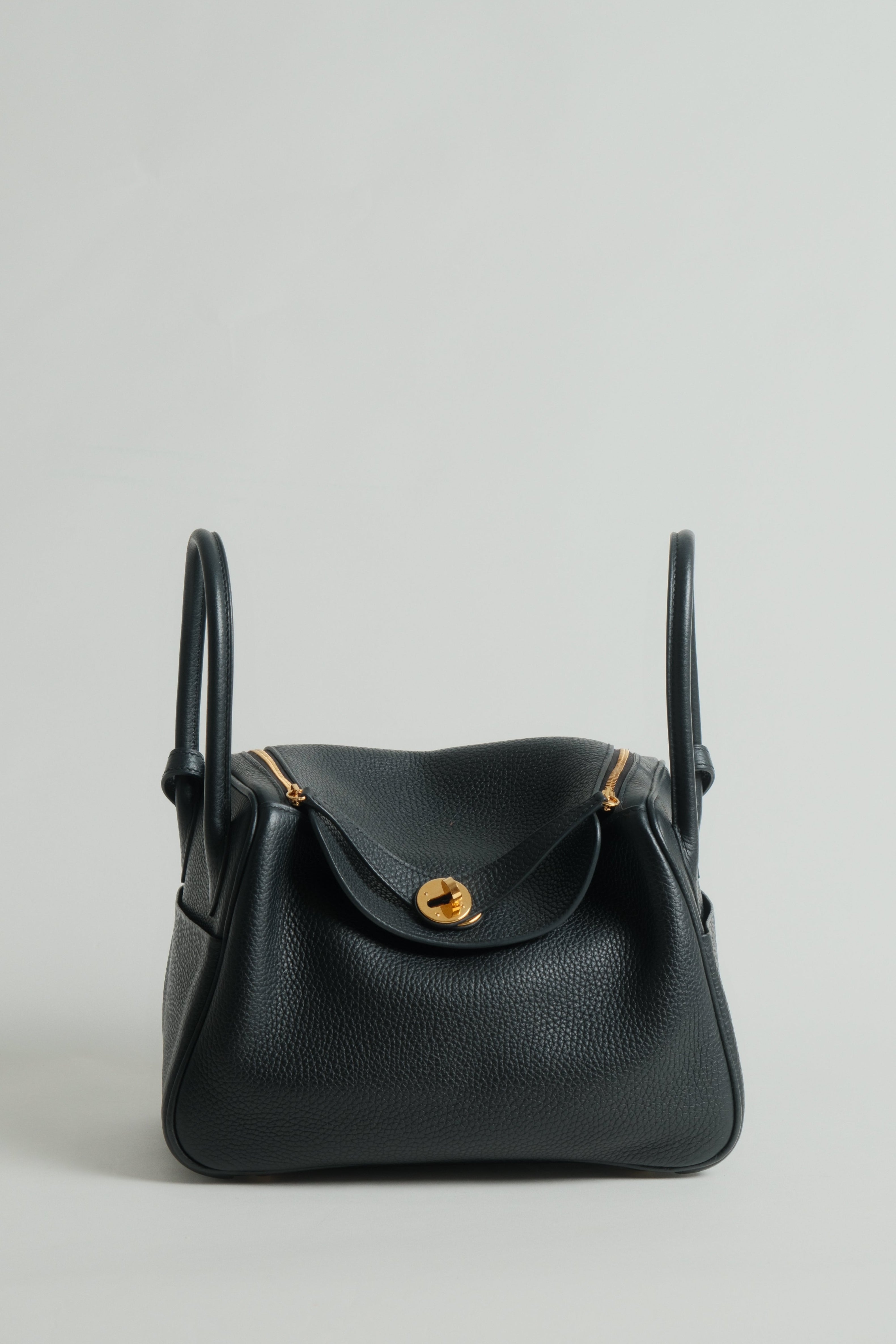 Lindy 26 Noir Stamp D
