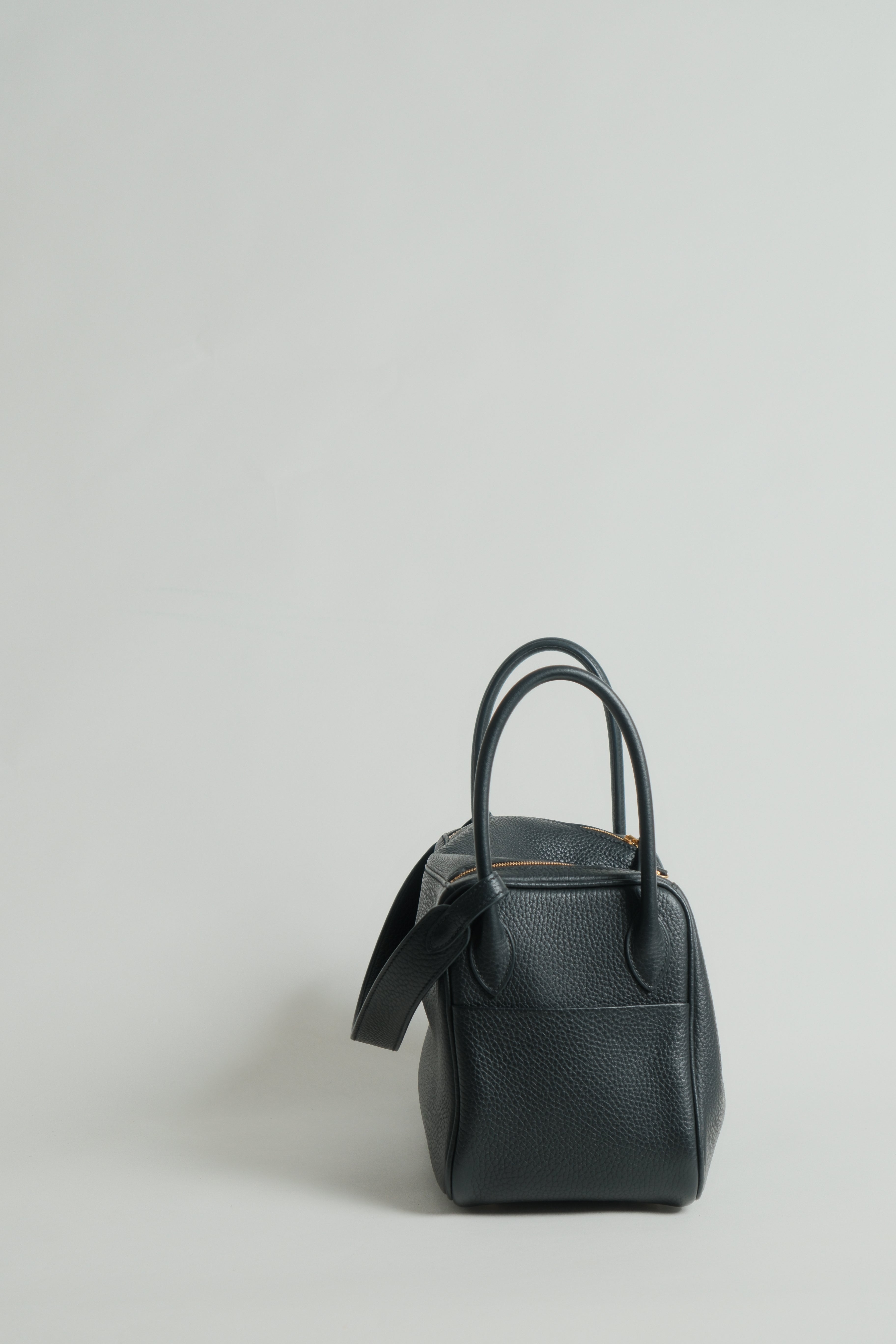 Lindy 26 Noir Stamp D