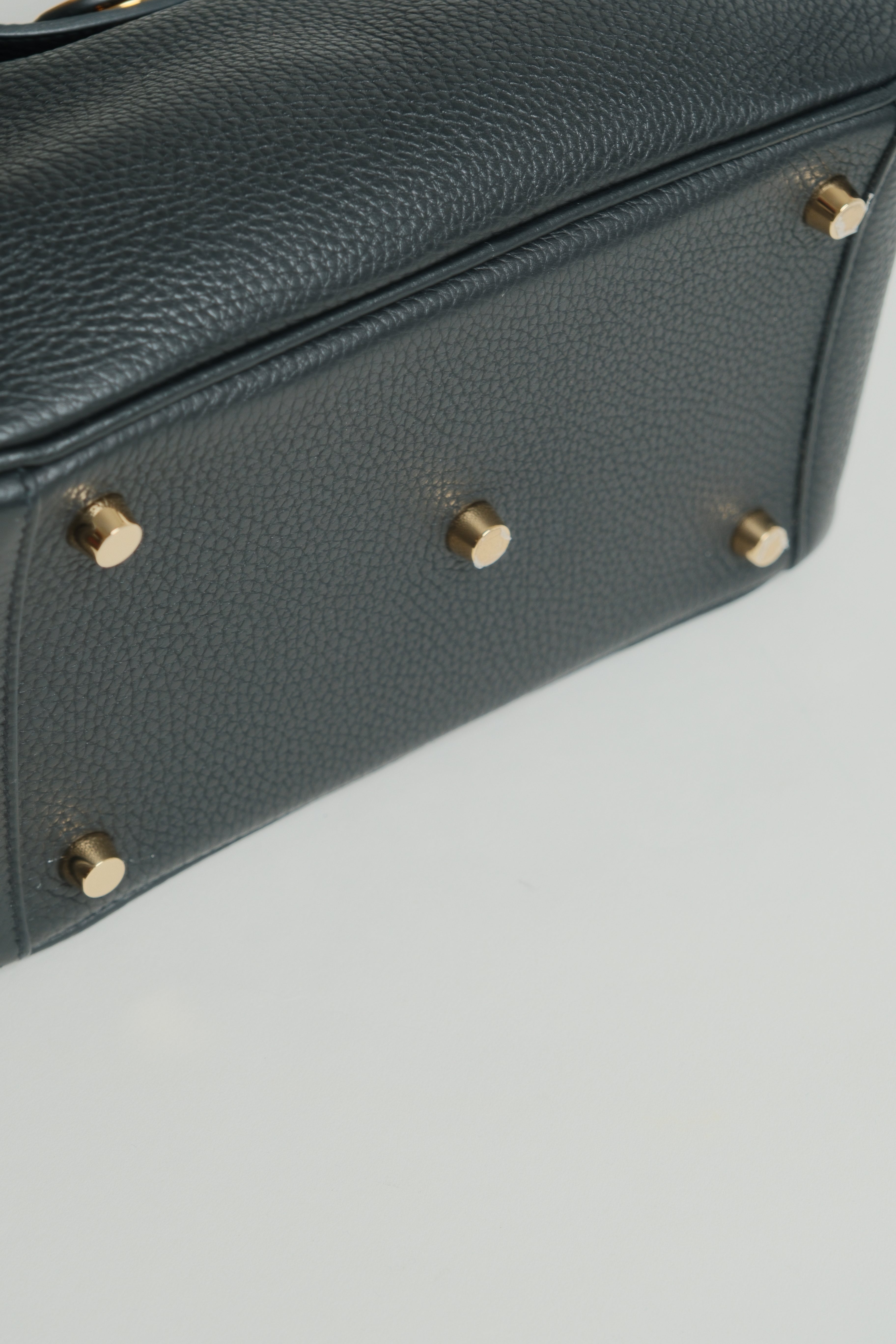 Lindy 26 Noir Stamp D