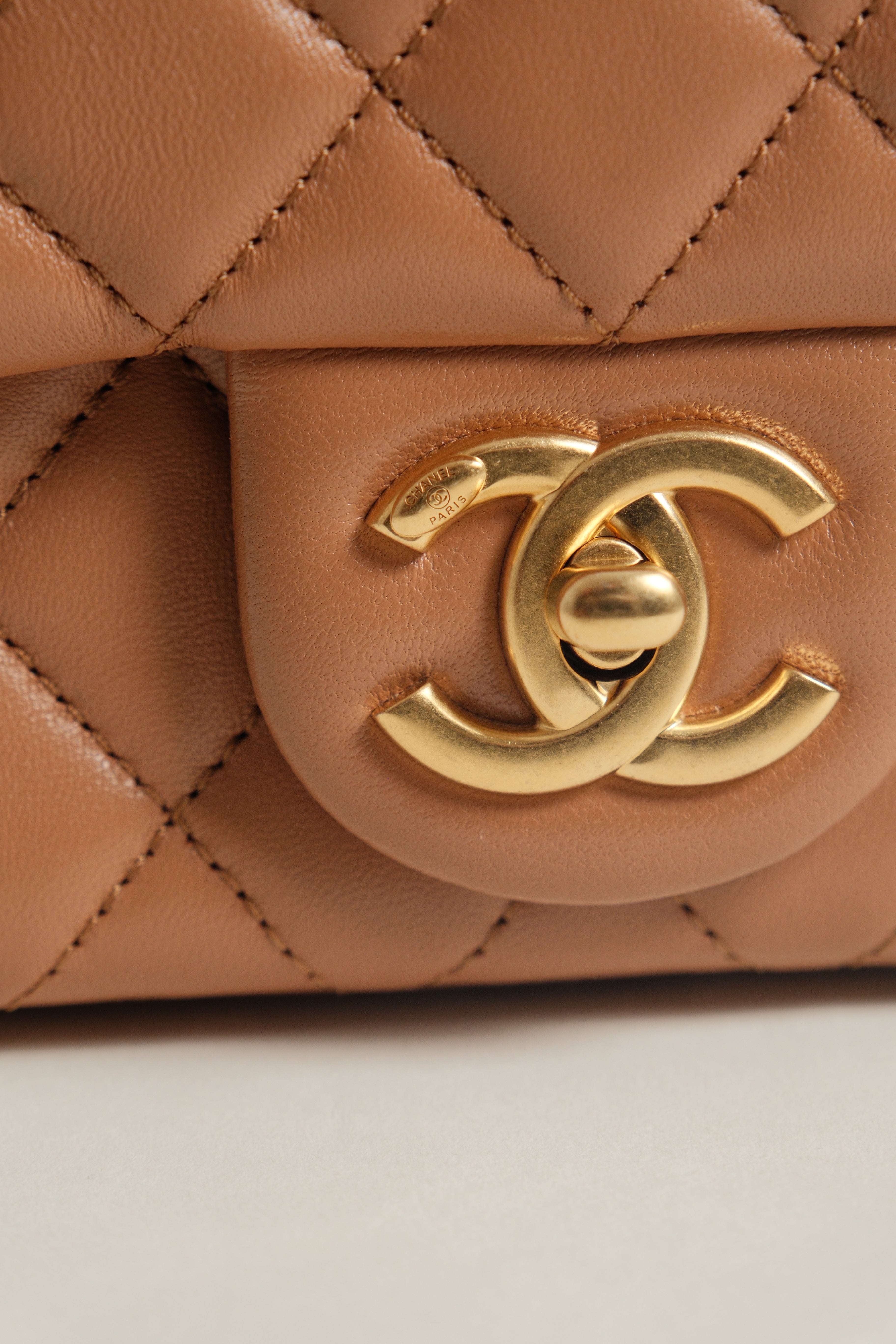 Mini Flap - CC Crush Adjustable Strap