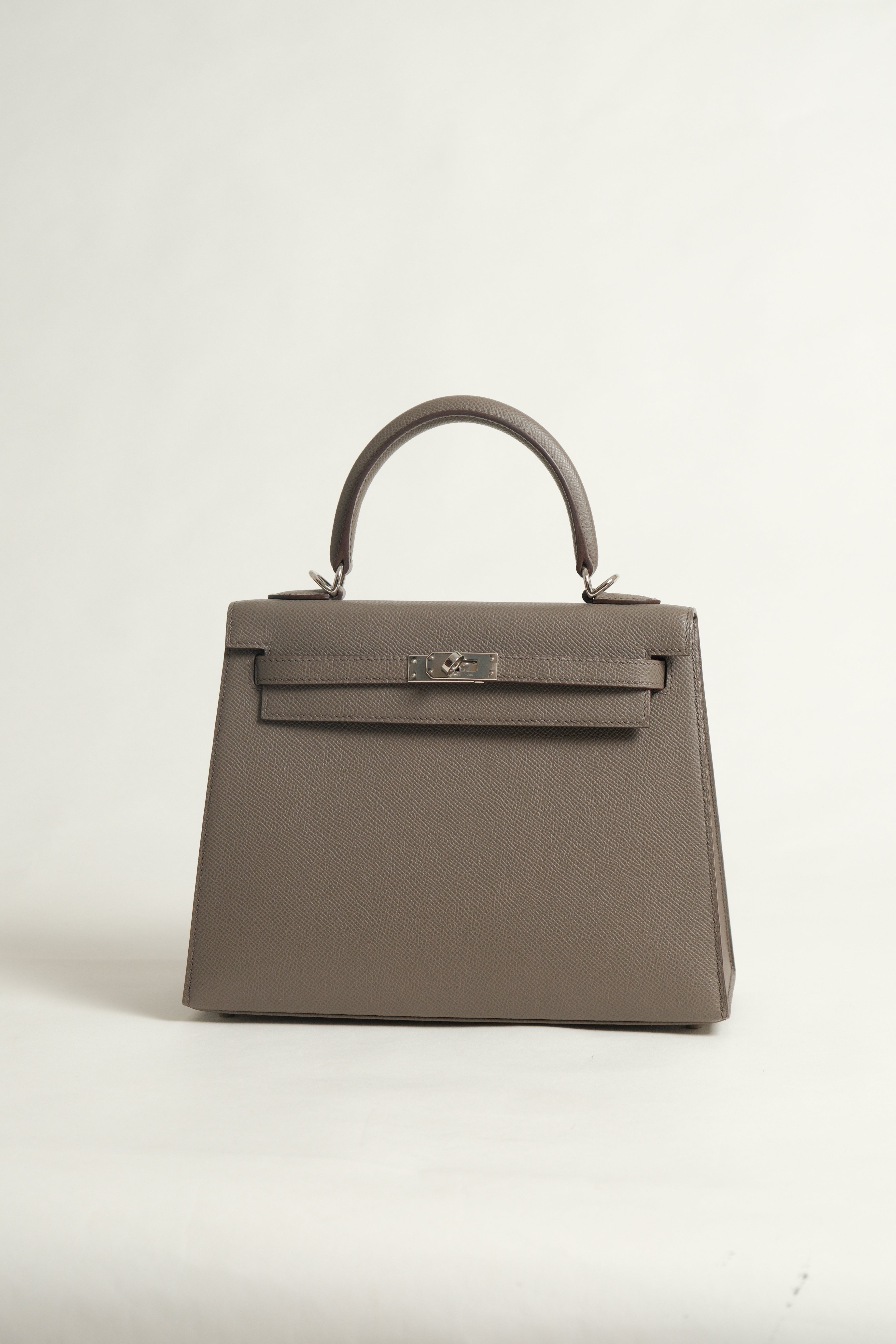 Kelly 25 Gris Etain PHW