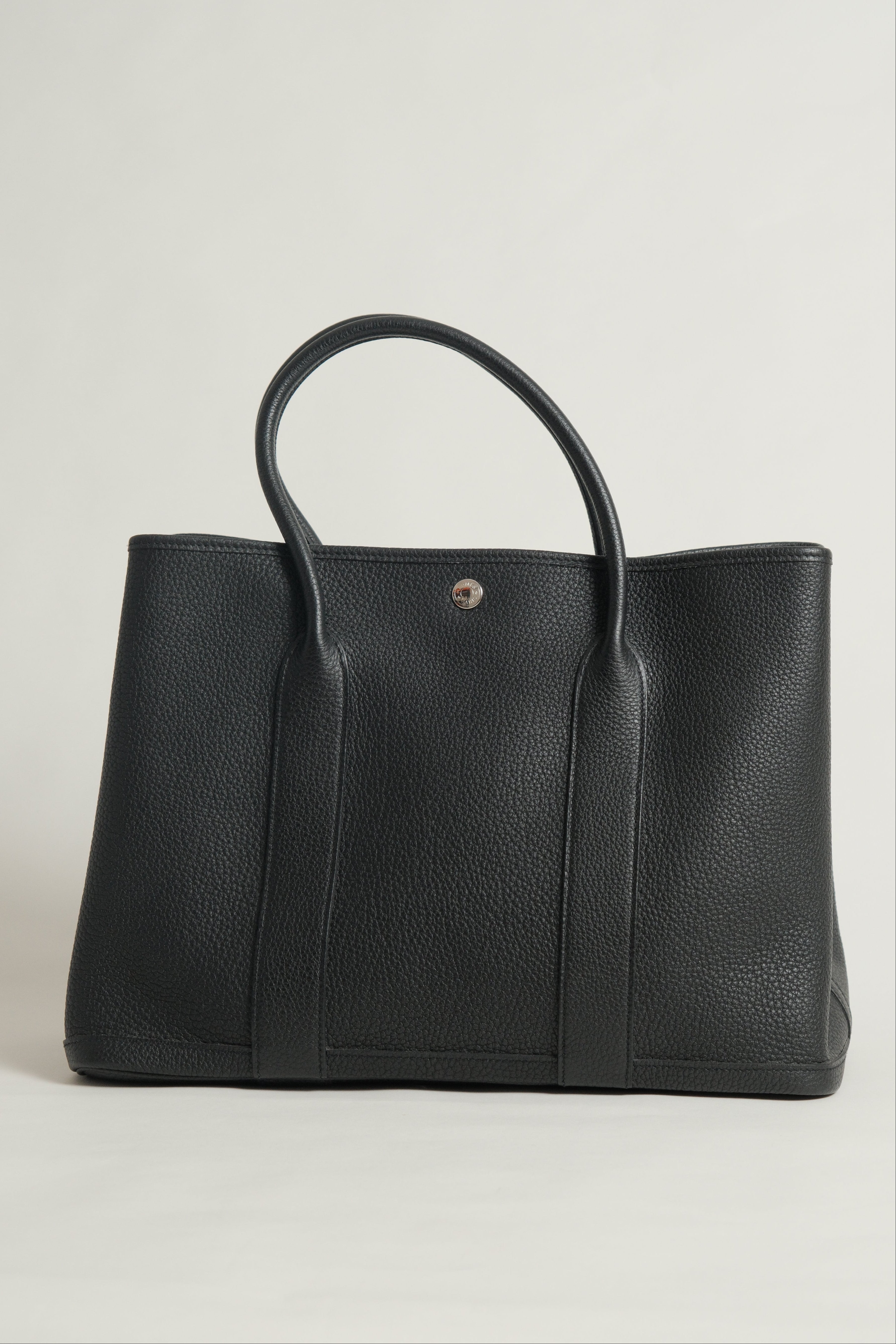 Garden Party 36 Noir Stamp Y